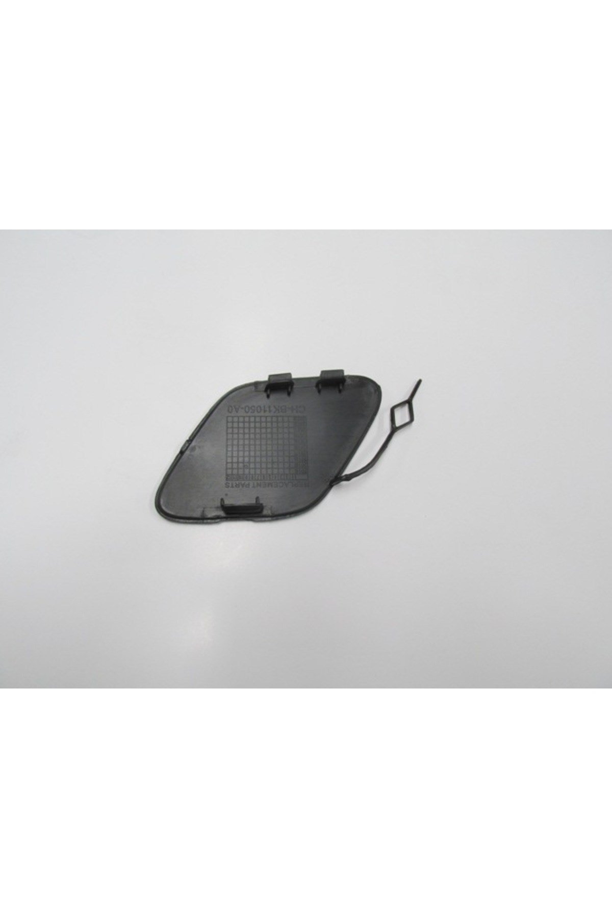 798-2065 OPEL MOKKA- 12/16; ÖN TAMPON ÇEKİ DEMİRİ KAPAĞI (FAM)