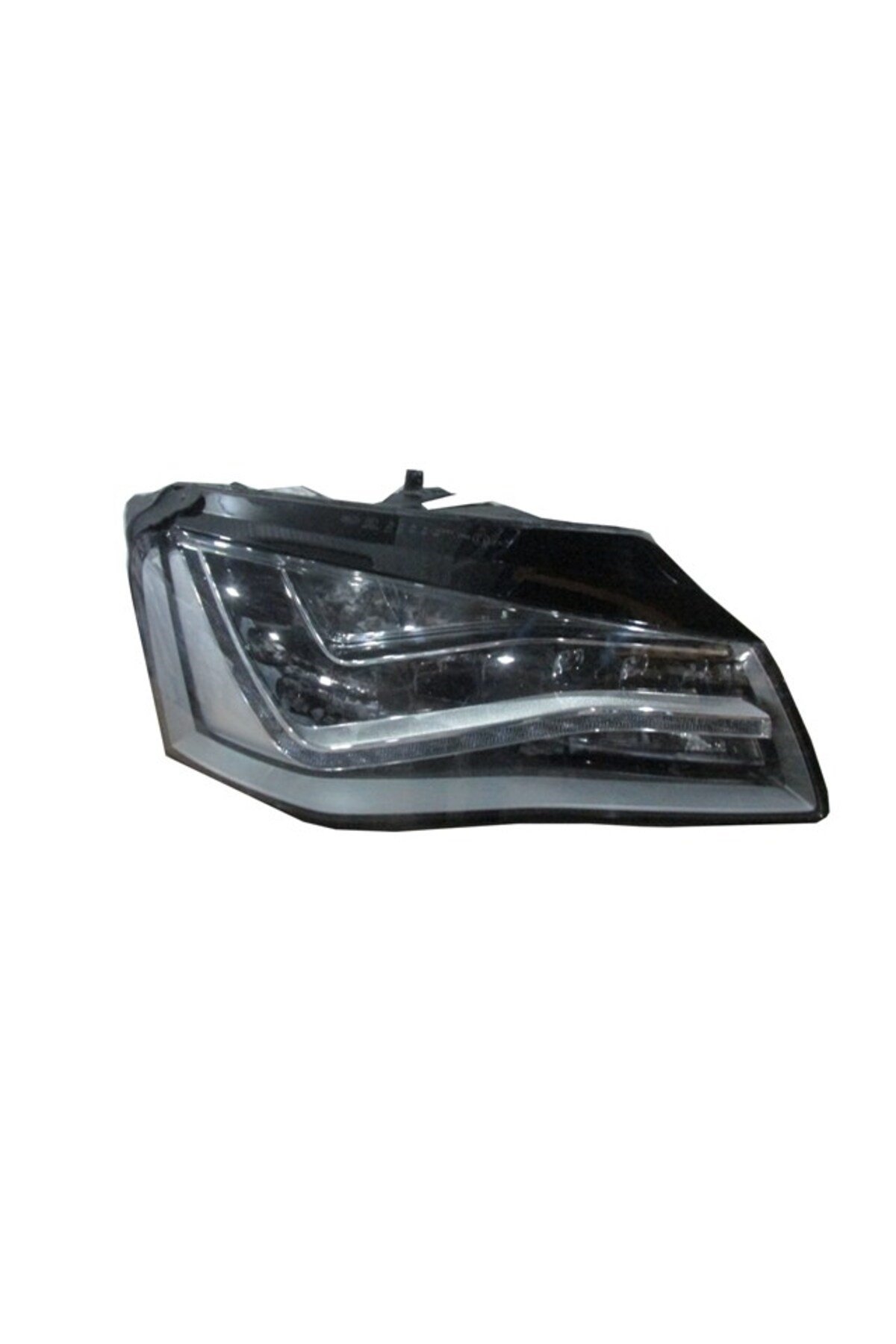 A8- 11/16; Far Lambası Sağ Siyah/elektrikli/motorlu/ledli (TW)
