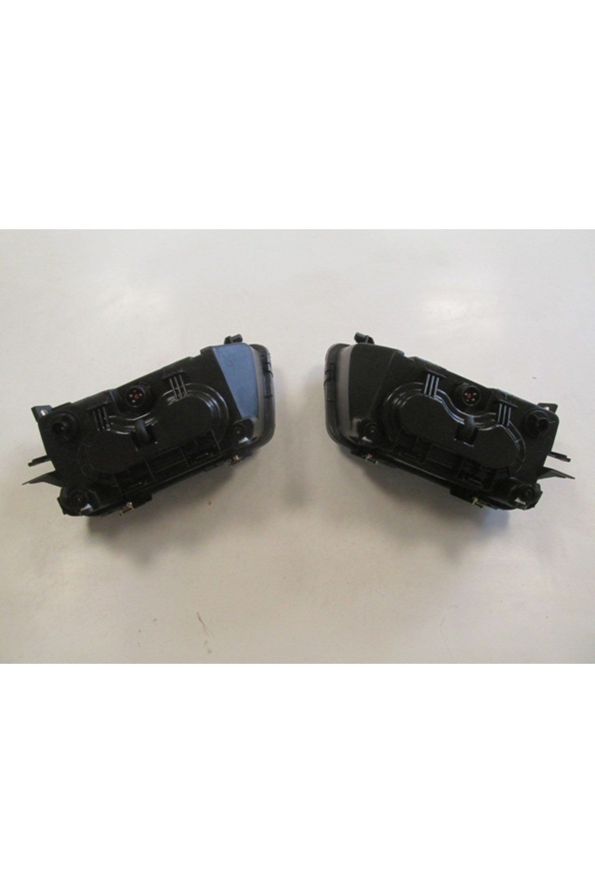 Audi A3- 97/00; Modifiye Far Lambası Sağ/Sol Set 2 Parça Elektrikli/Manuel Siyah (H7/H1)(Tyc)