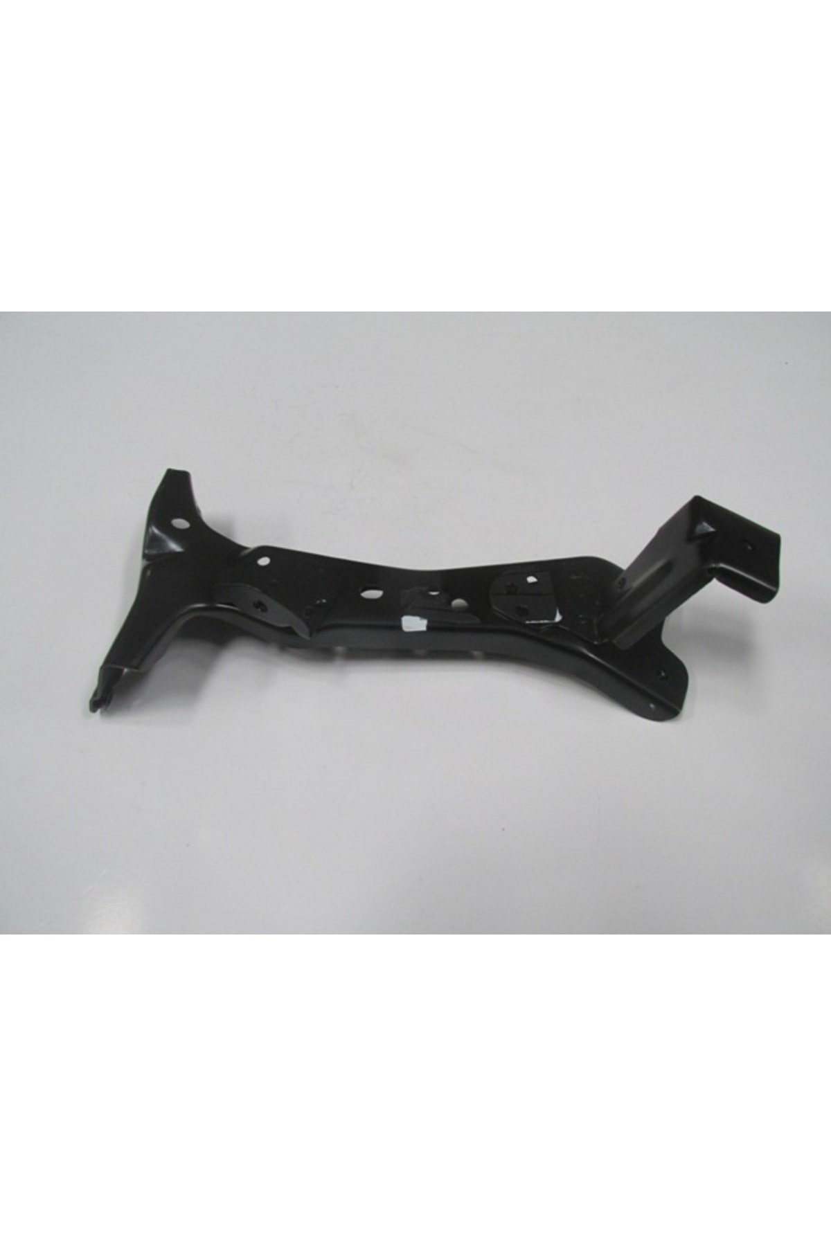 Audı A3- Sd-hb-sb- 13-16 Ön Çamurluk Braketi Sağ Oem No: 8v0821136c Uyumlu 1304-2107