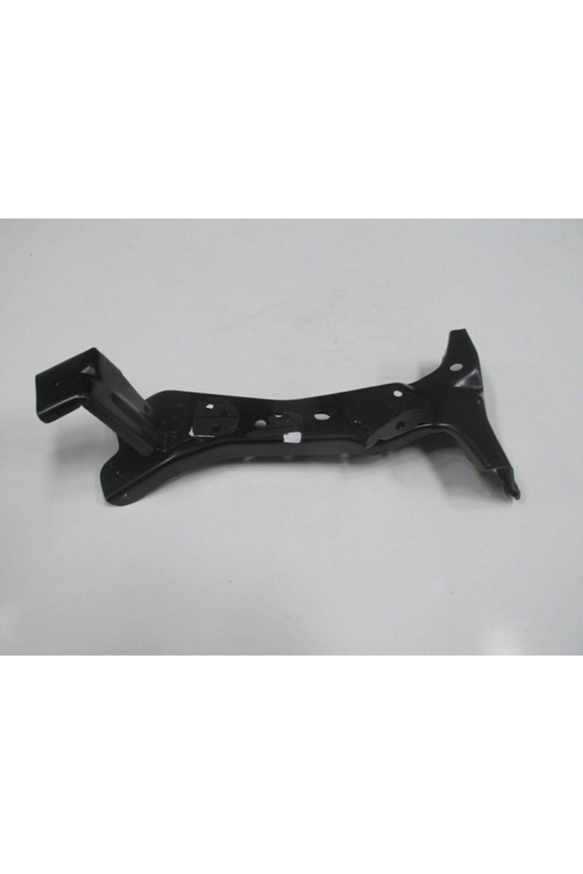 Audı A3- Sd/hb/sb- 13/16 Ön Çamurluk Braketi Sol (tw) 8v0821135c
