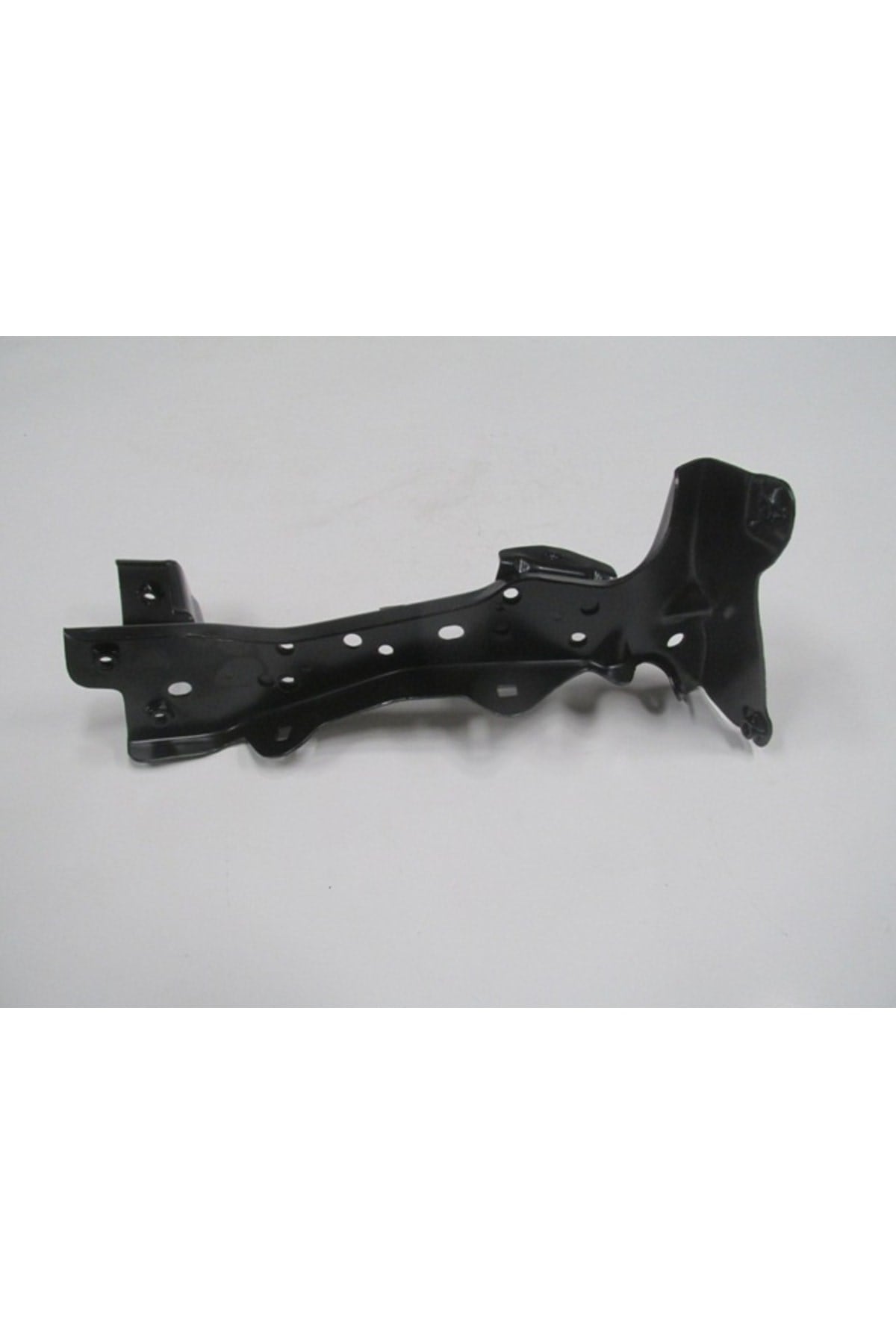 Audı A3- Sd/hb/sb- 13/16 Ön Çamurluk Braketi Sol (tw) 8v0821135c