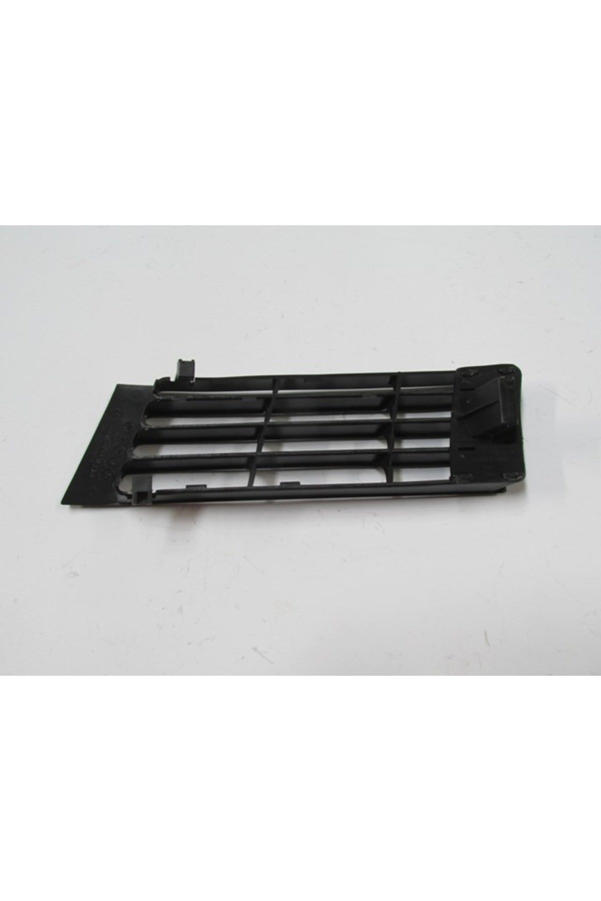 Audi A4- 00/01; Sis Lamba Kapağı Sağ Siyah (TYG) 8D0807346AA3F