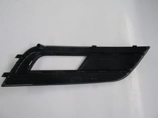 Audi A4 13/15 Sis Lamba Kapağı Sol Sis Delikli (Nikelaj Çıtalı)
