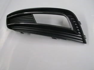 Audi A4 13/15 Sis Lamba Kapağı Sol Sis Delikli (Nikelaj Çıtalı)