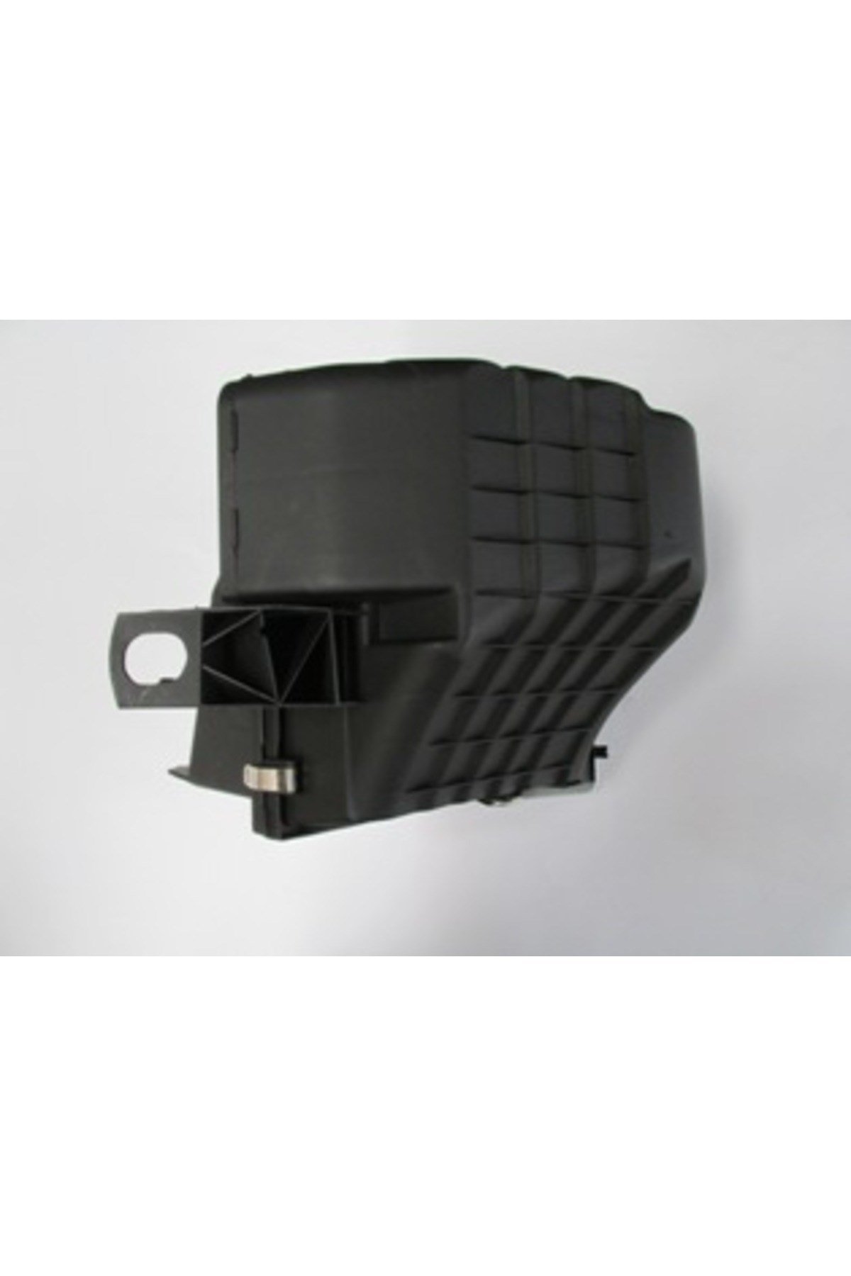Audi A6- 98/01; Hava Filtre Kabini (Sac Bağlantılı) (BFN)