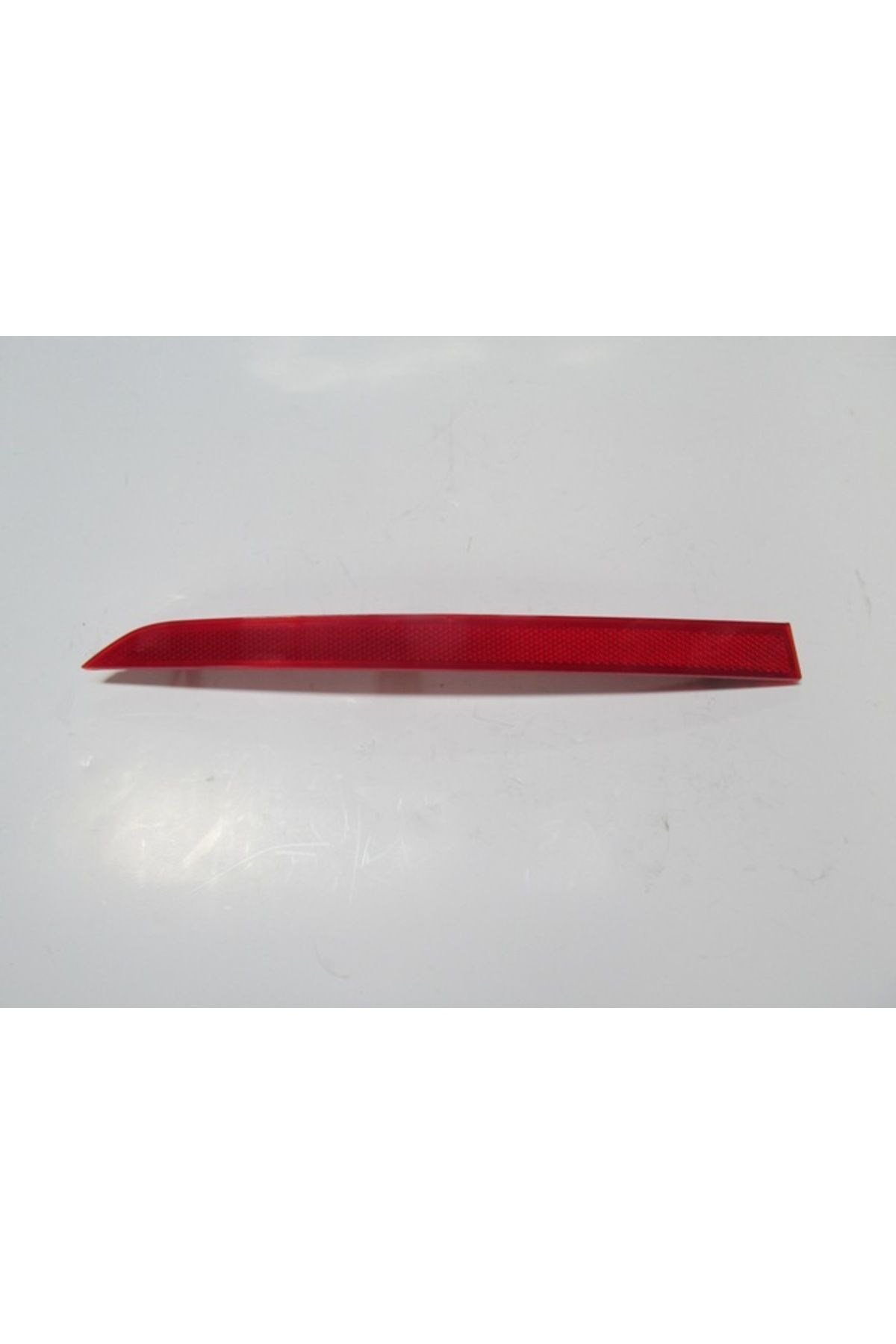 Bmw 3 F30 Arka Tampon Reflektörü Sağ Kırmızı M Paket Serisi 12 14 63147847166