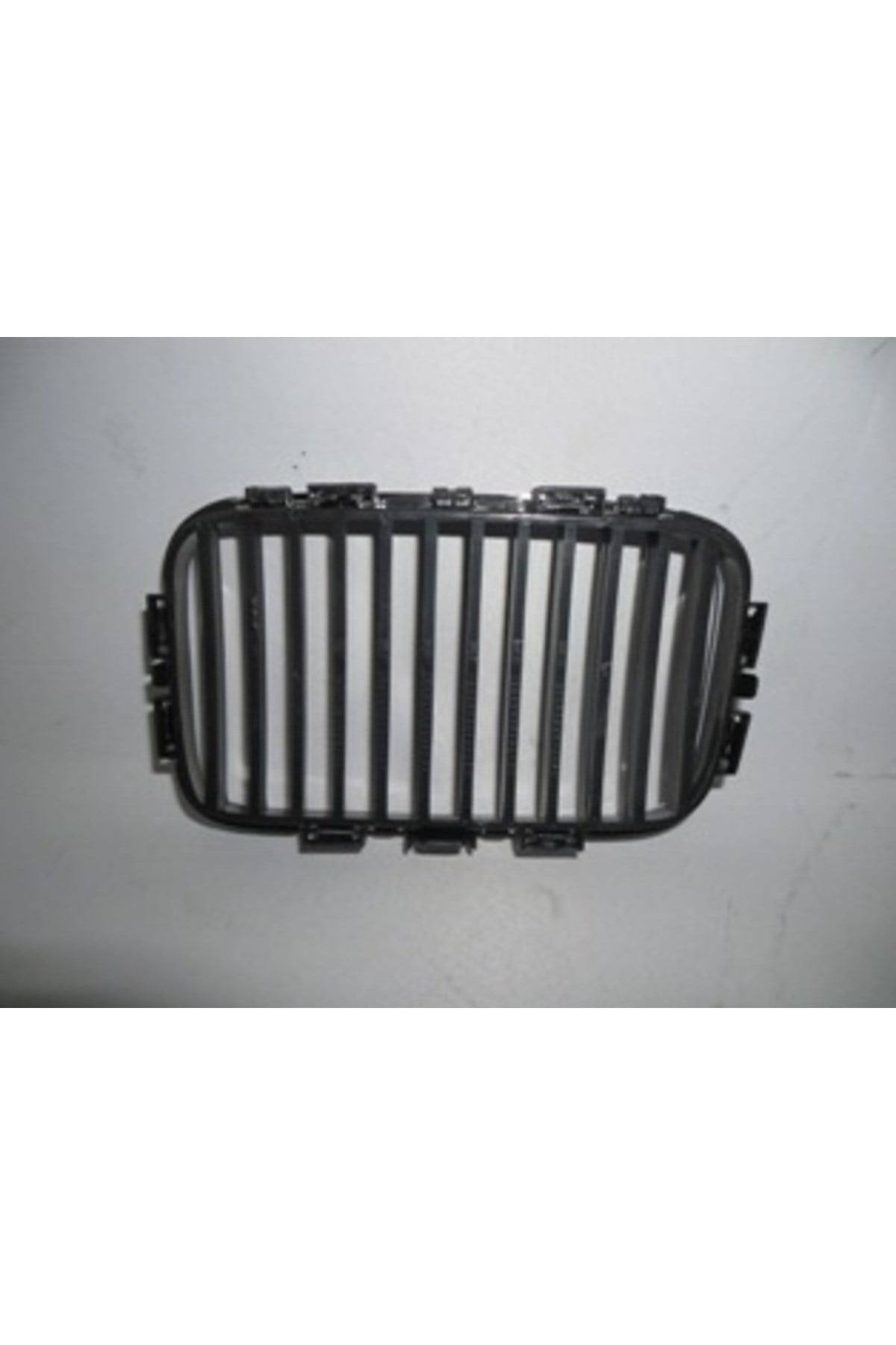 BMW 3 Seri- E36- SD/Coupe- 91/94; Ön Panjur Sağ Siyah/Nikelaj Çerçeveli (TW) 51138122238