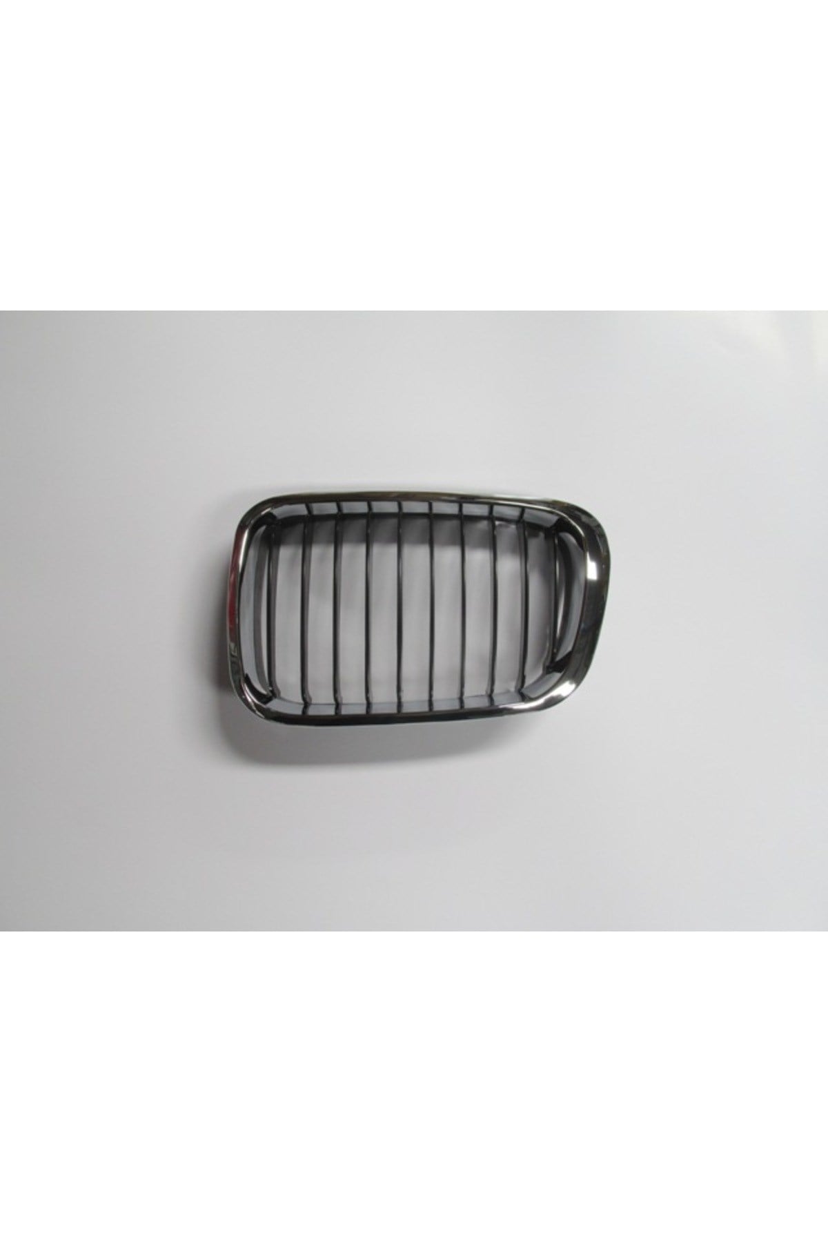 BMW 3 SERI- E46- SD- 98-01 ÖN PANJUR SOL SİYAH-NİKELAJ ÇERÇEVELİ OEM NO: 51138208489 UYUMLU 2007-234