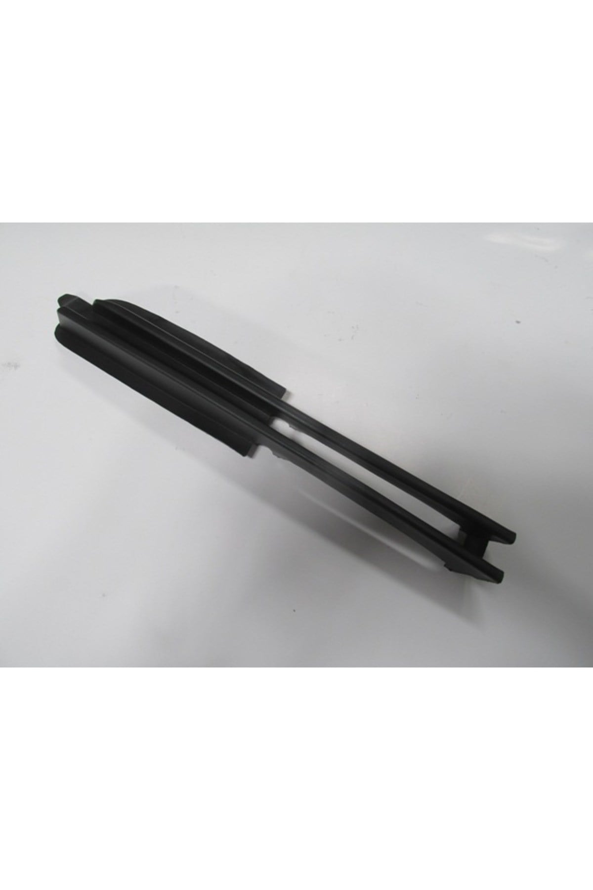 BMW 3 Seri- E46- SD- 98/01; Sis Lamba Kapağı Sol Siyah (TW) 51118209925