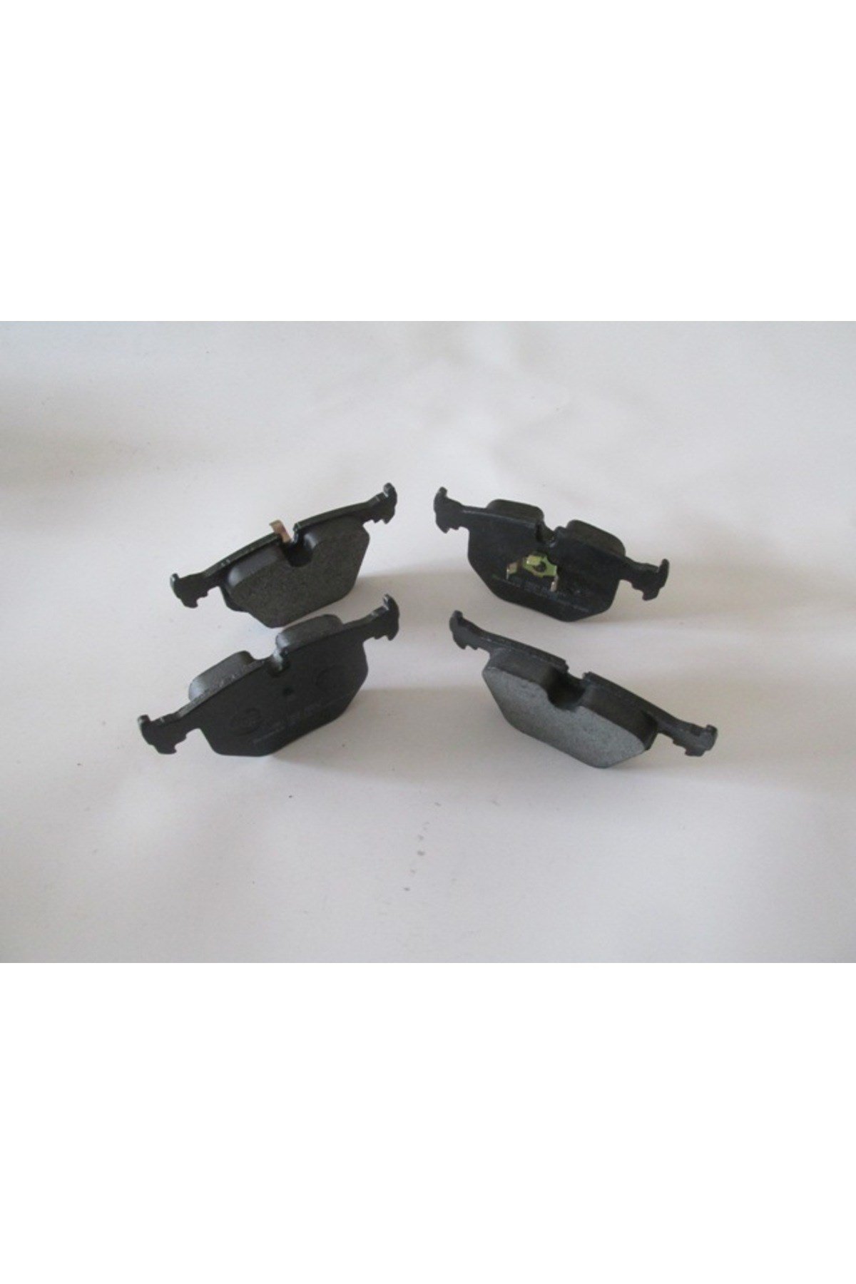 BMW 5 Seri- E34- 92/95; Arka Fren Balatası (Kablosuz) (Disk) (123x59,3x16,3) (Bramax) 34211159344