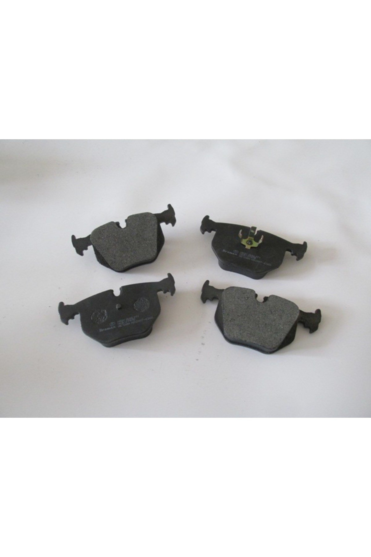 BMW 5 Seri- E34- 92/95; Arka Fren Balatası (Kablosuz) (Disk) (123x59,3x16,3) (Bramax) 34211159344