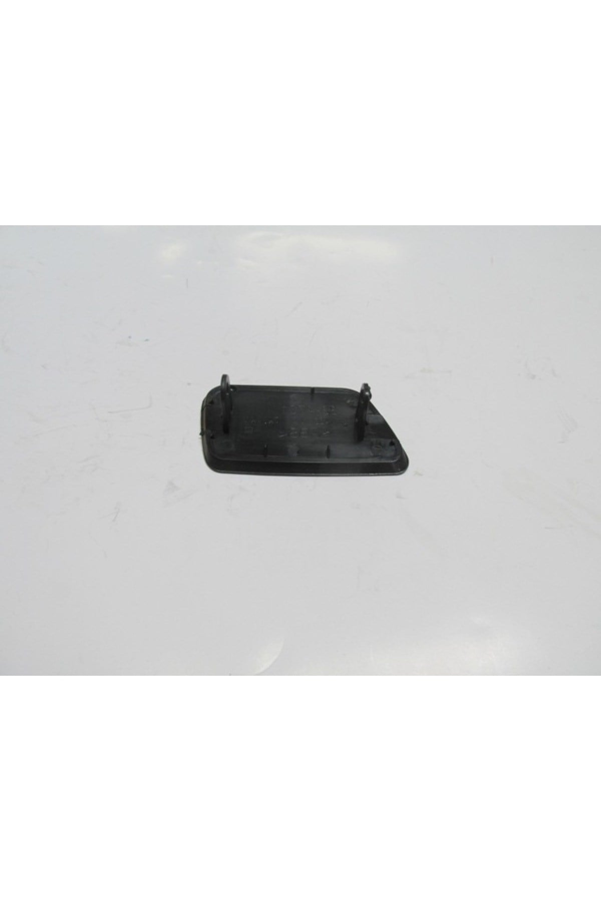 BMW 5 Seri- E60- 04/07; Far Yıkama Fıskiye Kapağı Sol Siyah (TW) 51117111741