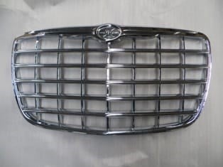Chrysler 300c 05/11 Ön Panjur Gümüş Gri (Bfn)