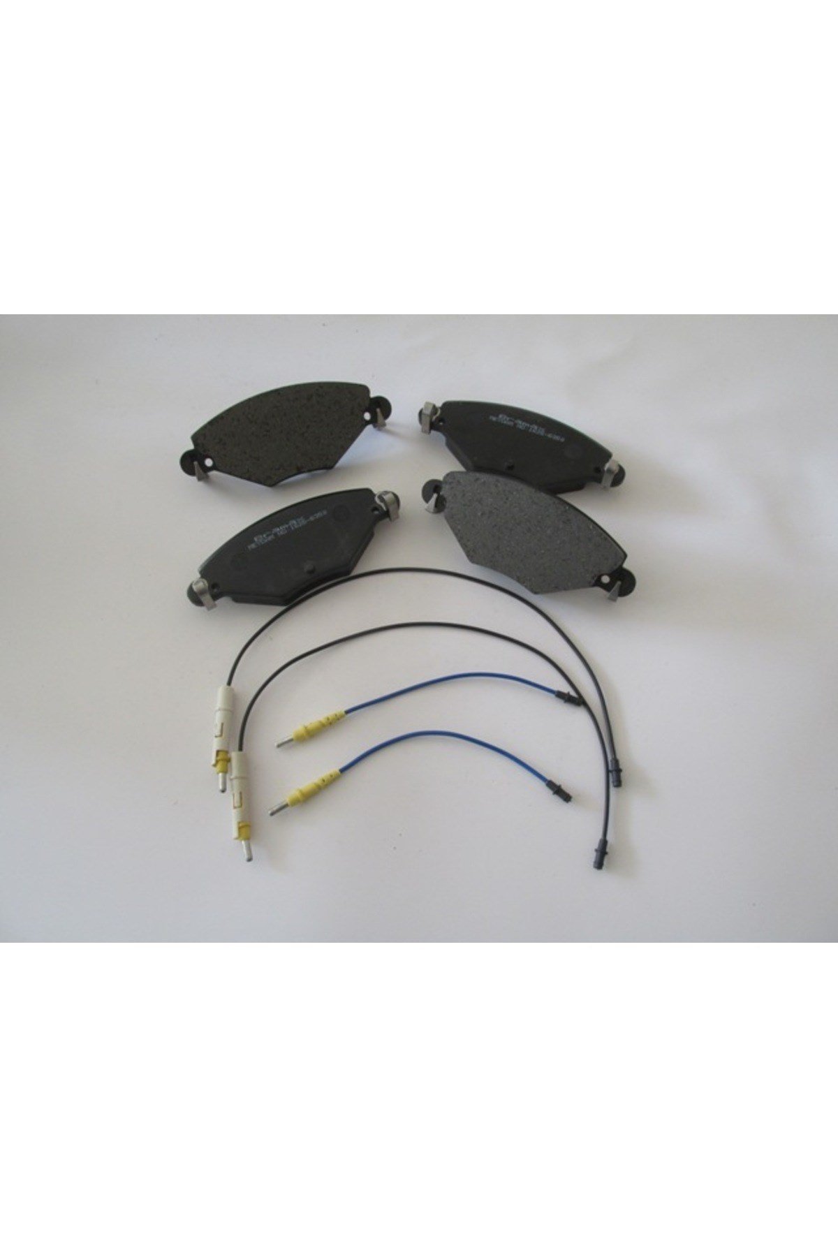 Citroen C5 05/08 Ön Fren Balatası 1,6hdı/1,8/2,0/2,0hdı (4 Kablolu)(disk) (148,7x61x17) (Bramax)