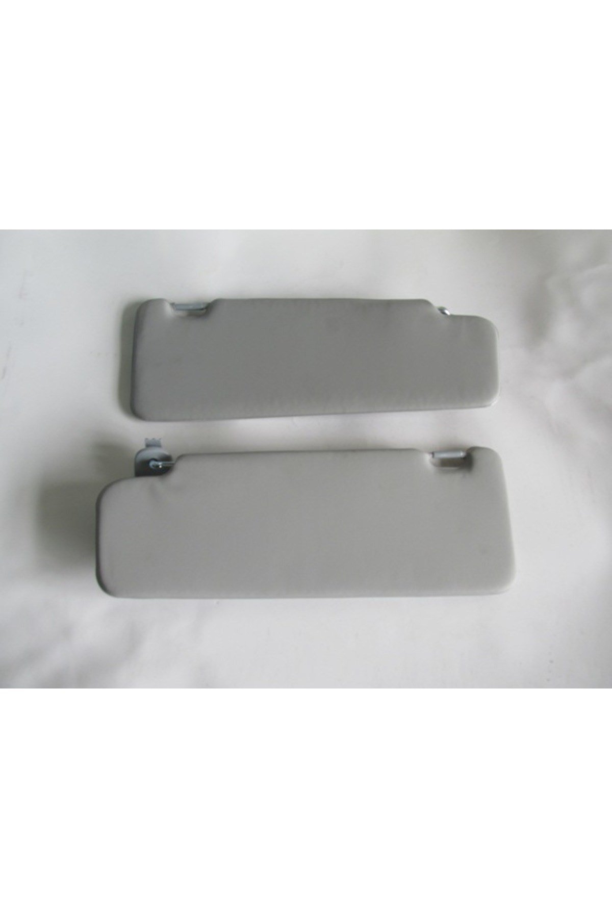 Dacia Sandero- 13/20; Güneşlik Gri Sağ/Sol Set 2 Parça 6001546870