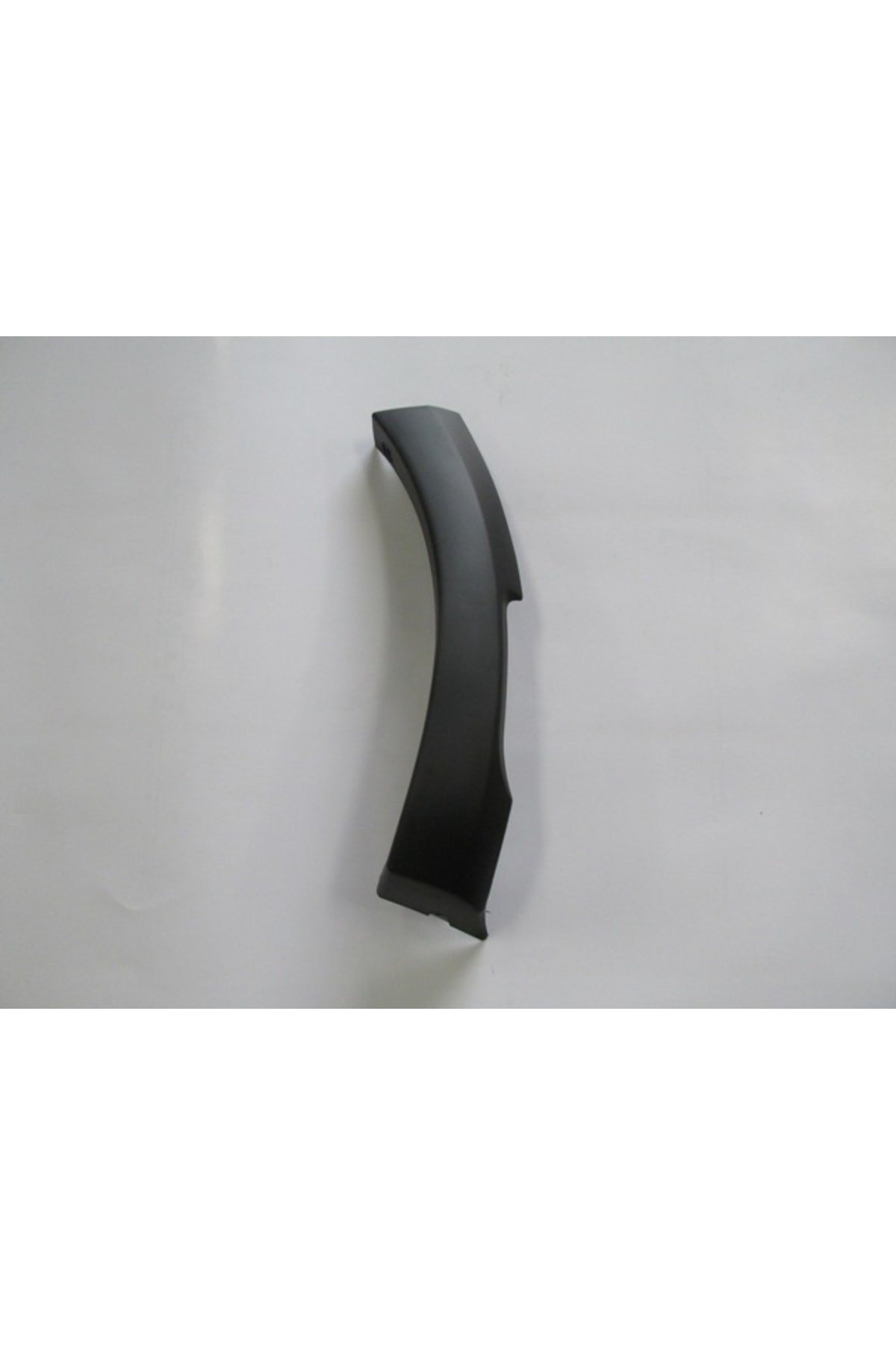 Dacıa Sandero- 13/20 Uyumlu Ön Tampon Dodik Plastiği Sağ Kısa Siyah 960162872r