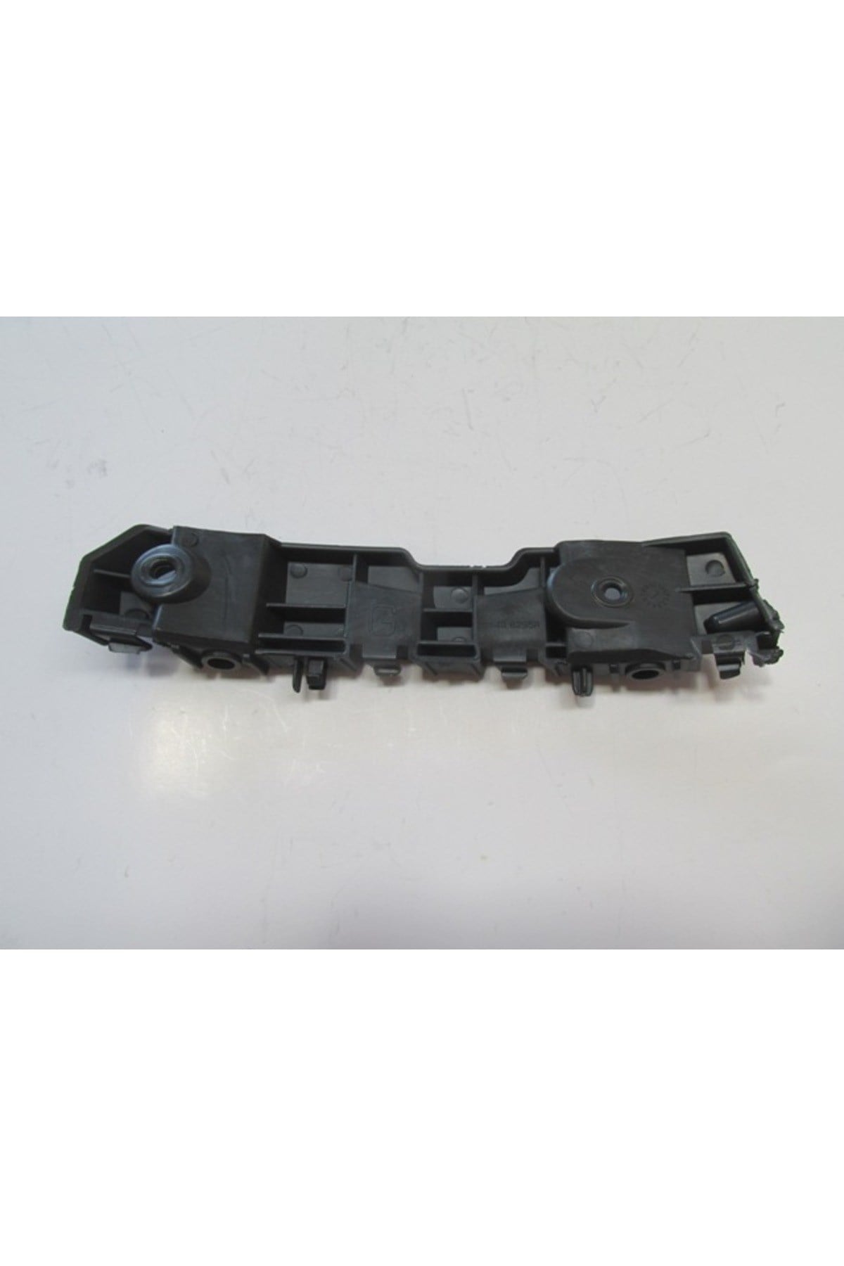 DACIA SANDERO 17/20 ÖN TAMPON BRAKETİ SOL