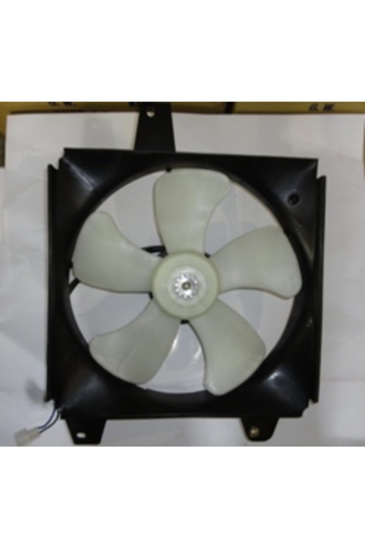 Daihatsu Applause 90/97 Radyatör Fan Davlumbazı Komple (5kanat)