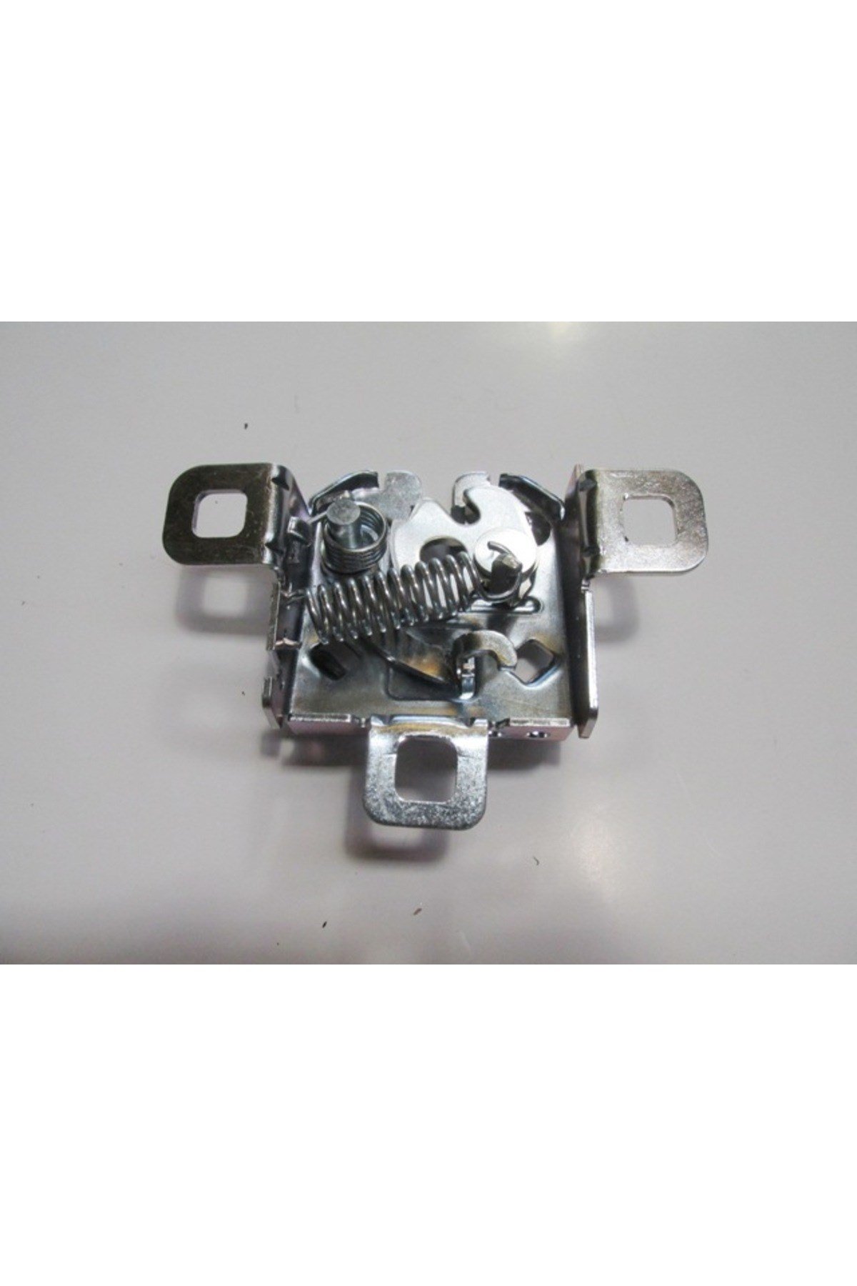 Fiat Linea Classic- 06/15; Kaput Kilidi 51777257