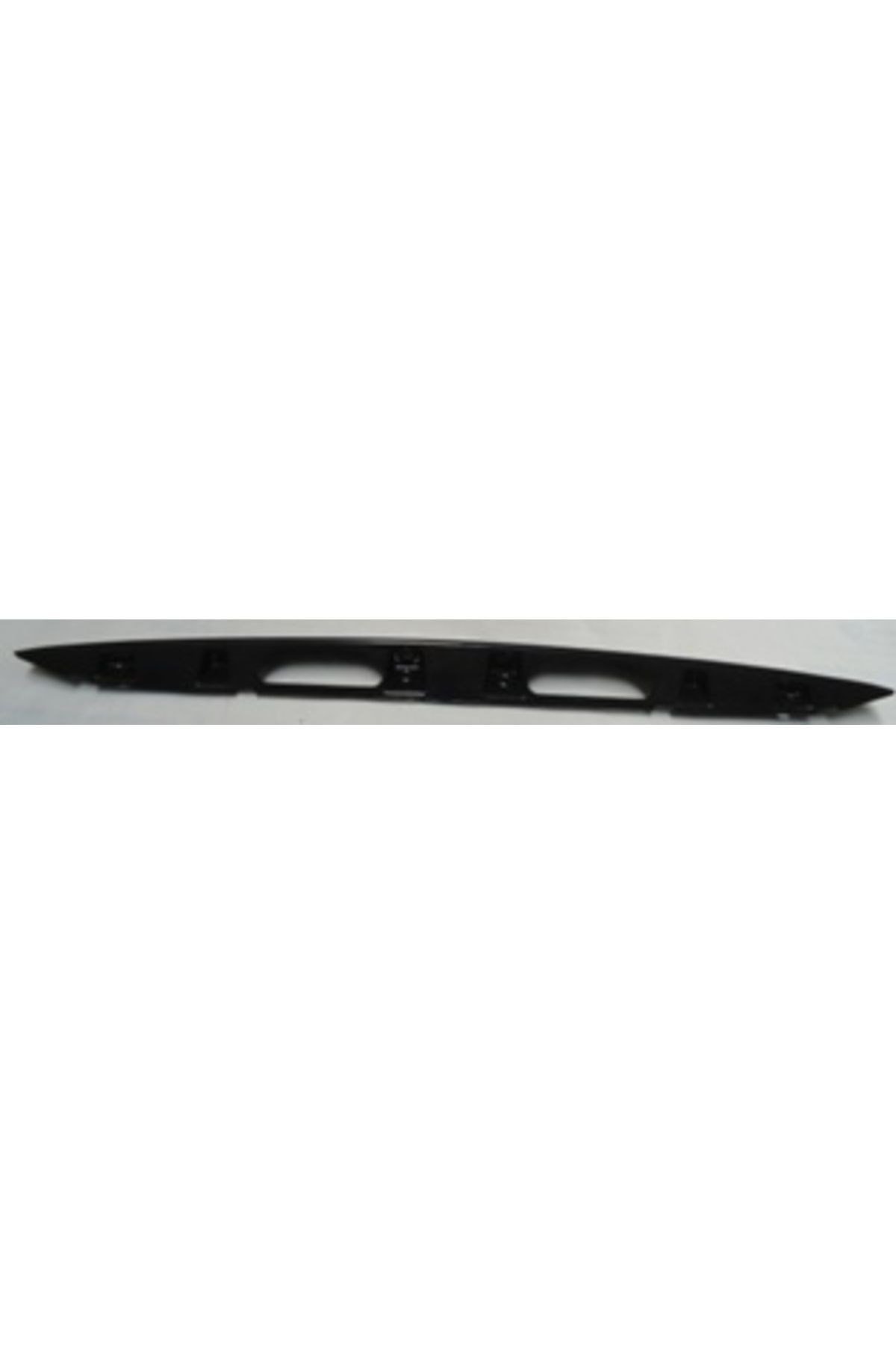 Hyundaı Accent- 98/00; Plaka Lamba Çıtası Siyah (BFN) 87370-22300