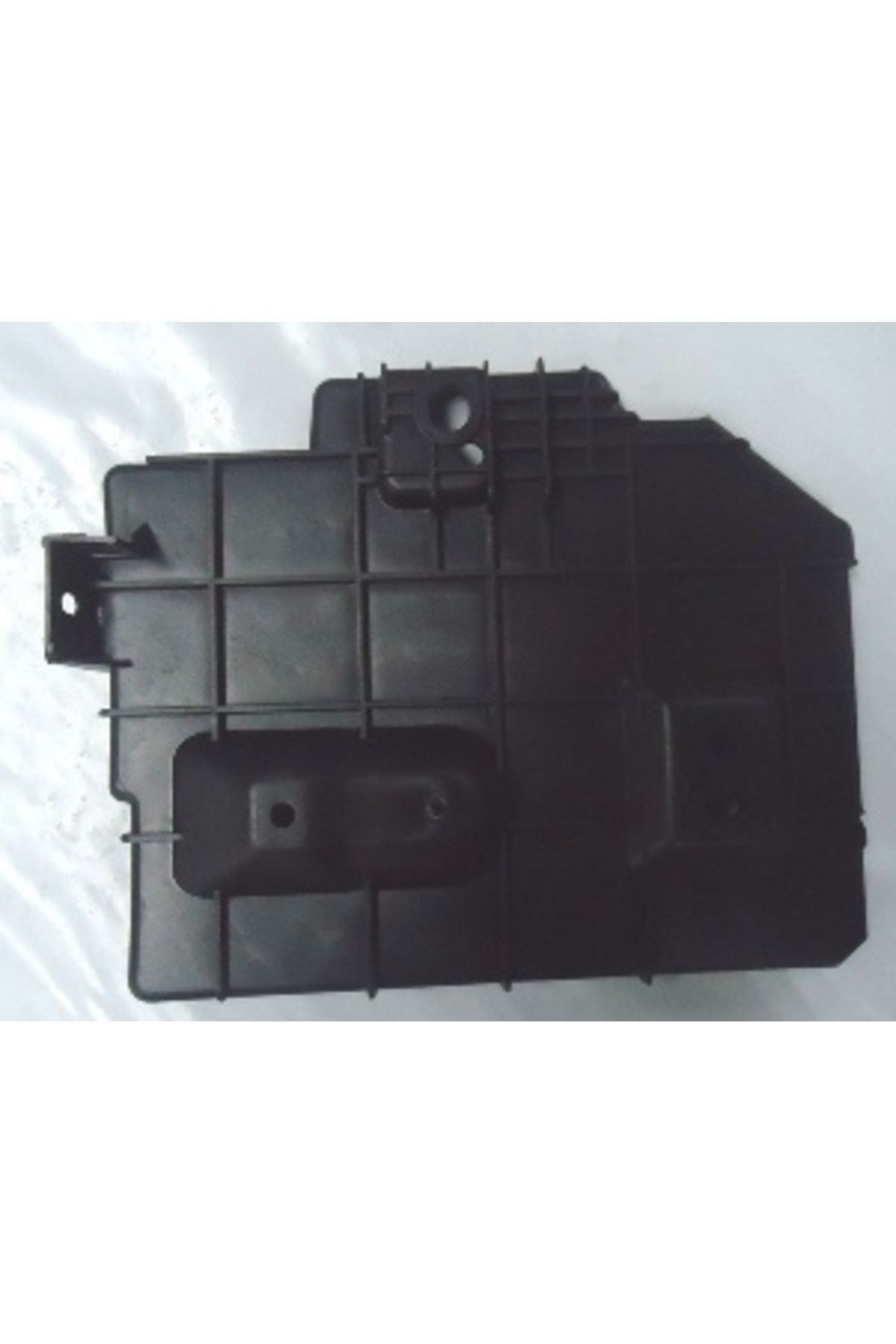 Hyundaı Elantra- 04/07; Akü Alt Plastiği (BFN) 37150-2d000
