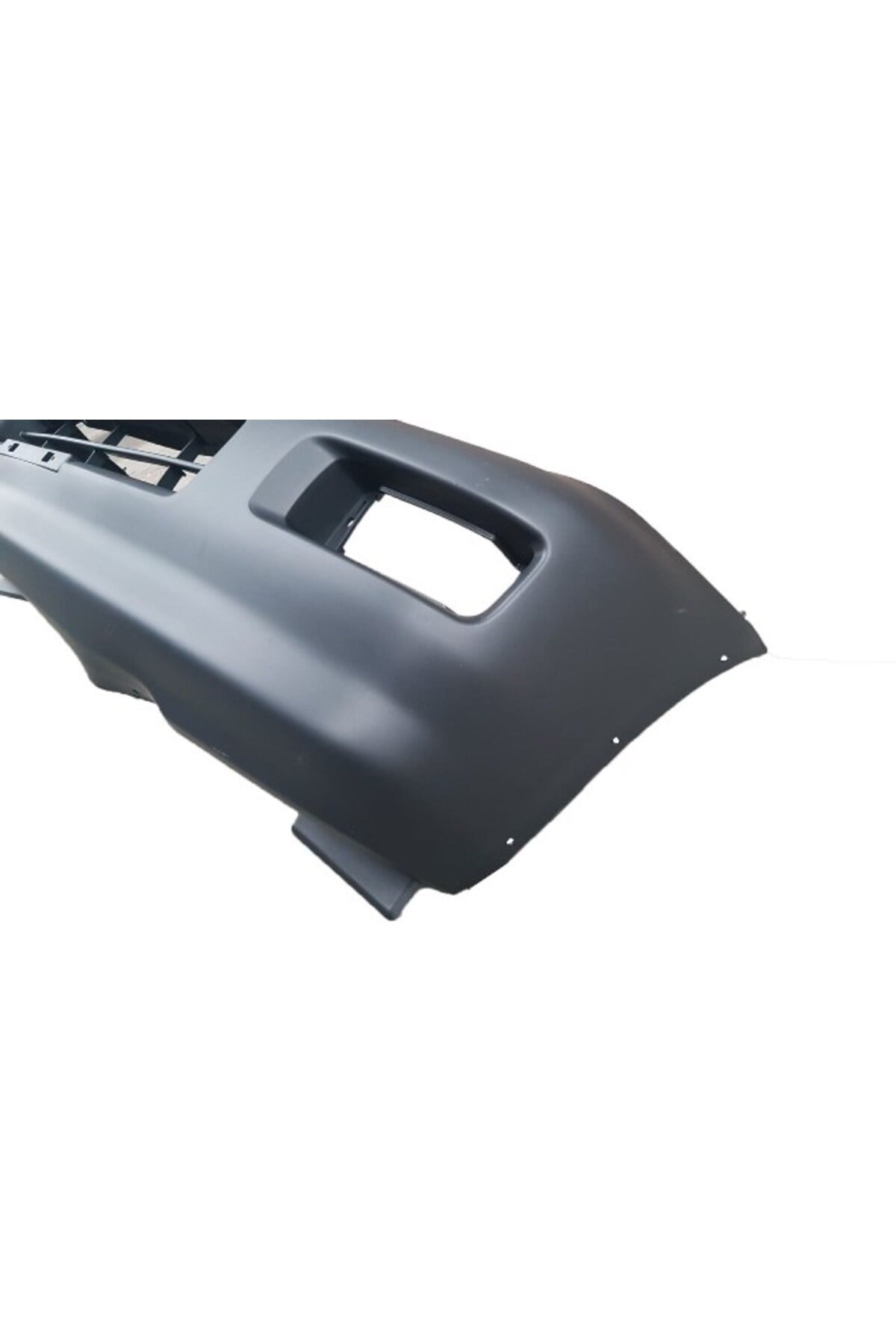 ISUZU D MAX PICK UP 04/05 ÖN TAMPON (SİS DELİKLİ DODİK DELİKLİ (4X4) (KISA PANJURLU TİP) (MY)