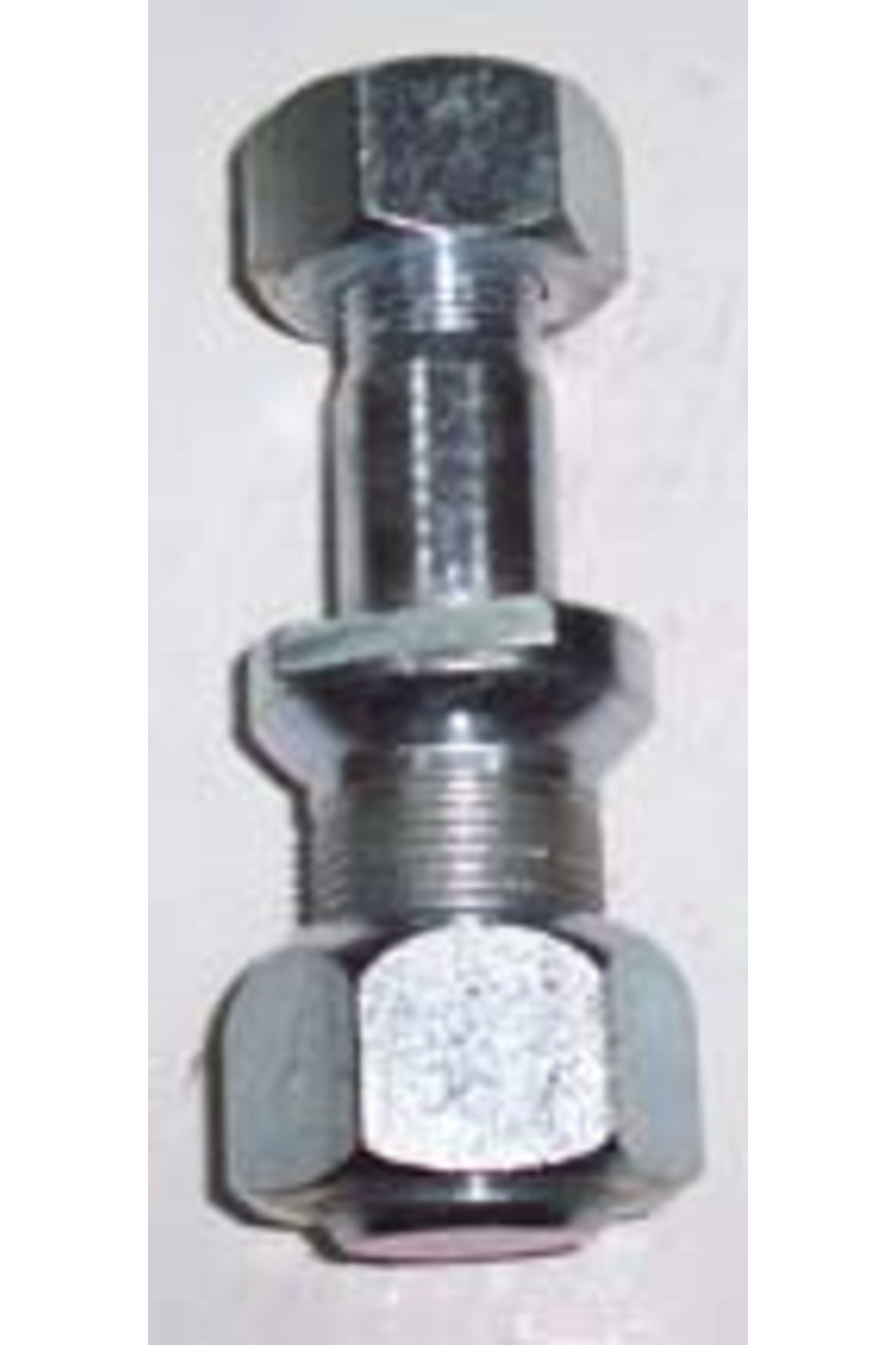 Isuzu Npr- 90/97; Arka Bijon+Somun Sol (1 Adet)(Çift Somunlu)(Boy:102)(Fammize)