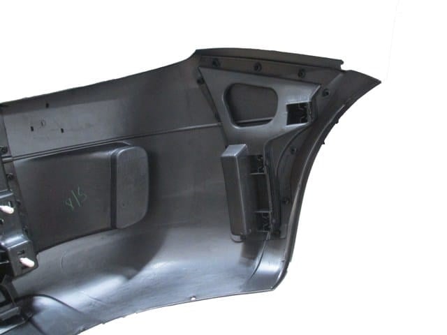Iveco Daily 08/10 Ön Tampon Siyah (Sis Deliksiz) (İtalya)