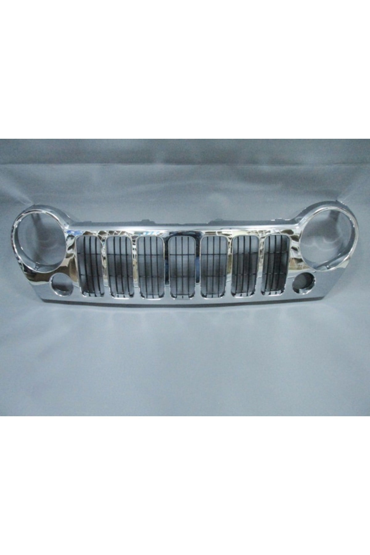 Jeep Cherokee- Liberty- 06/07; Ön Panjur Nikelajlı (İç Petekleri Siyah) (TYG) 55156805AC