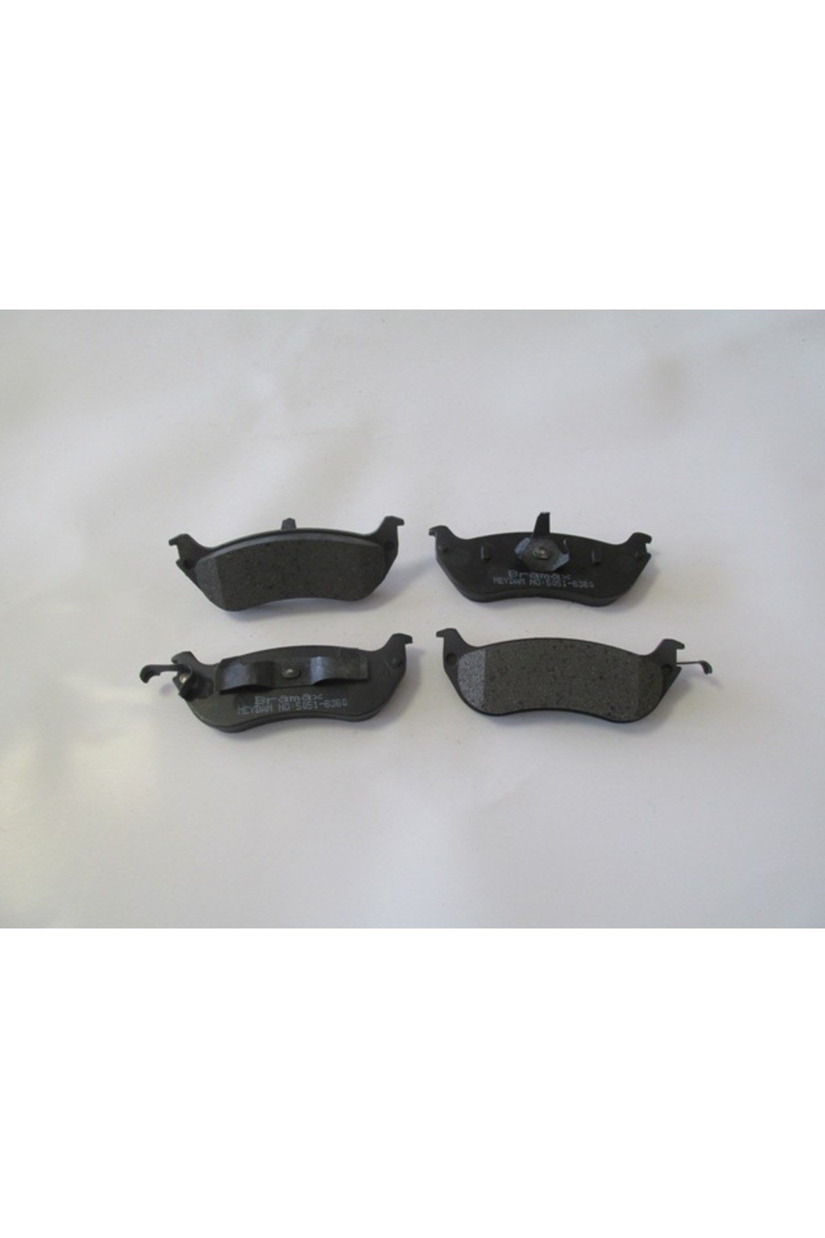Lincoln Town Car- 98/02; Arka Fren Balatası (Disk)(140.6x48.9x16)(Bramax) 5550086Z00
