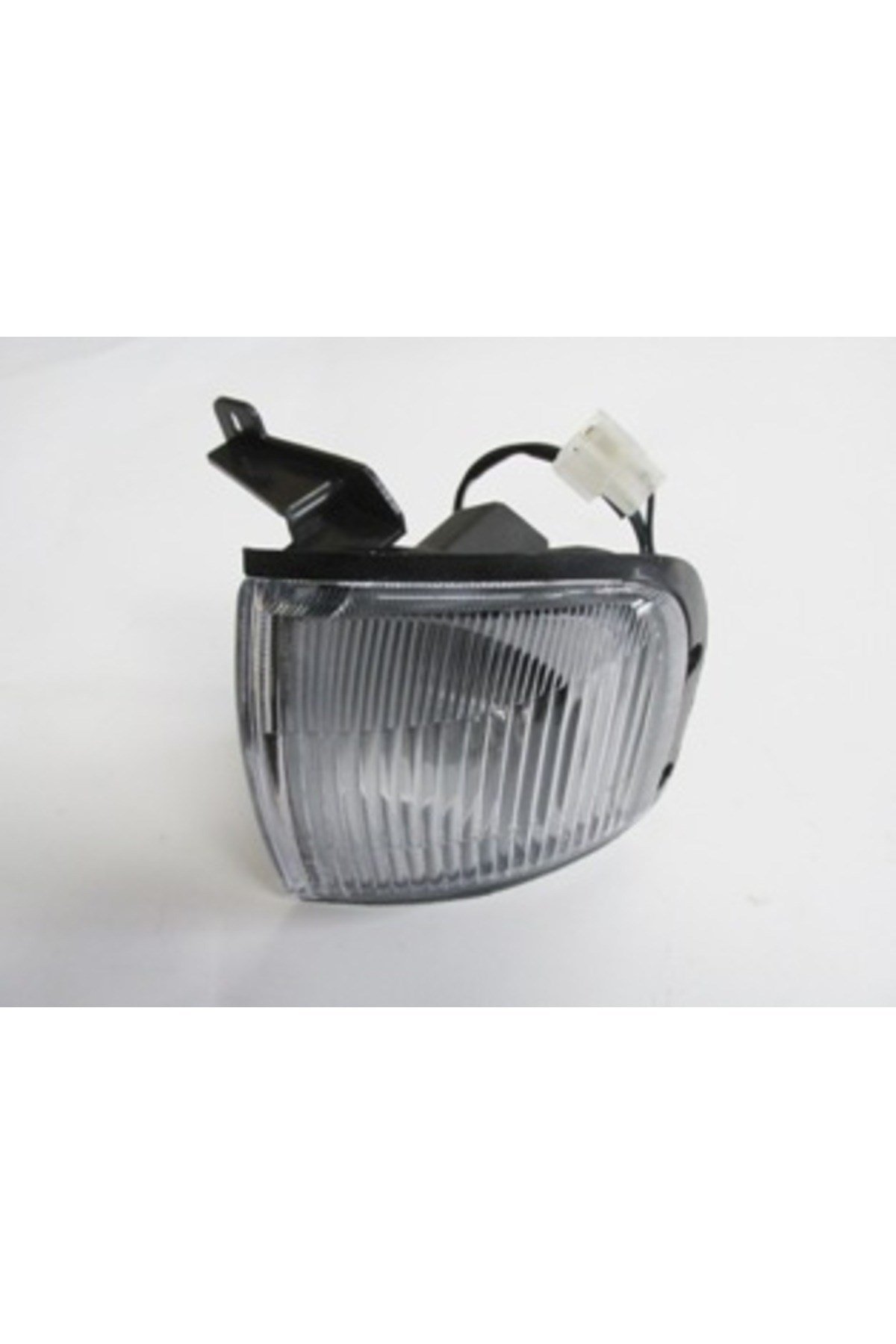 MAZDA B2500- PICK UP- 01/03; ÖN SİNYAL SAĞ BEYAZ (KOTO) (Oem No: UH71-51-060) TST10596
