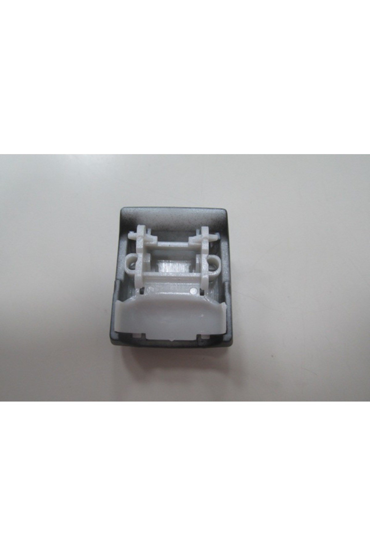 Mercedes C Class- W204- 07/11; Sunroof Düğme Kapağı Siyah A2048203100BK