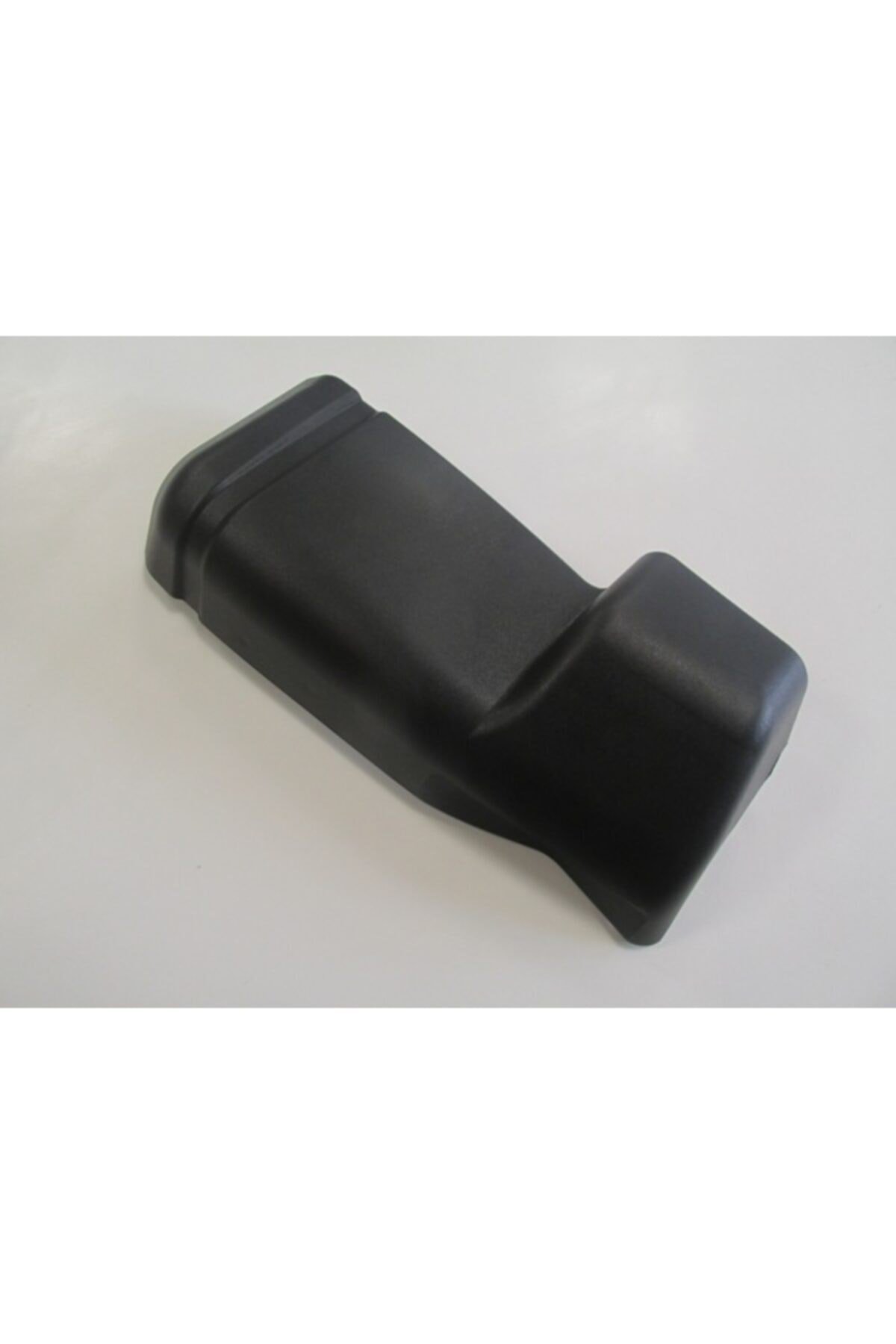 Mıtsubıshı L300- Minibüs- 88/09 Arka Tampon Ucu Sol (plastik) (reflektör Deliksiz) (euro Body) Mb70