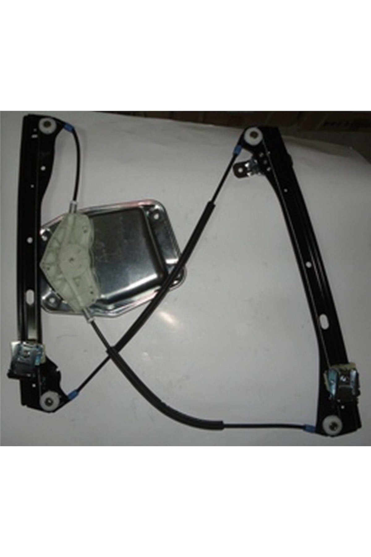 Nıssan Maxıma- A33- 03/06 Ön Cam Krikosu Sağ Elektrikli/motorlu 2 Pin 80700-2y920