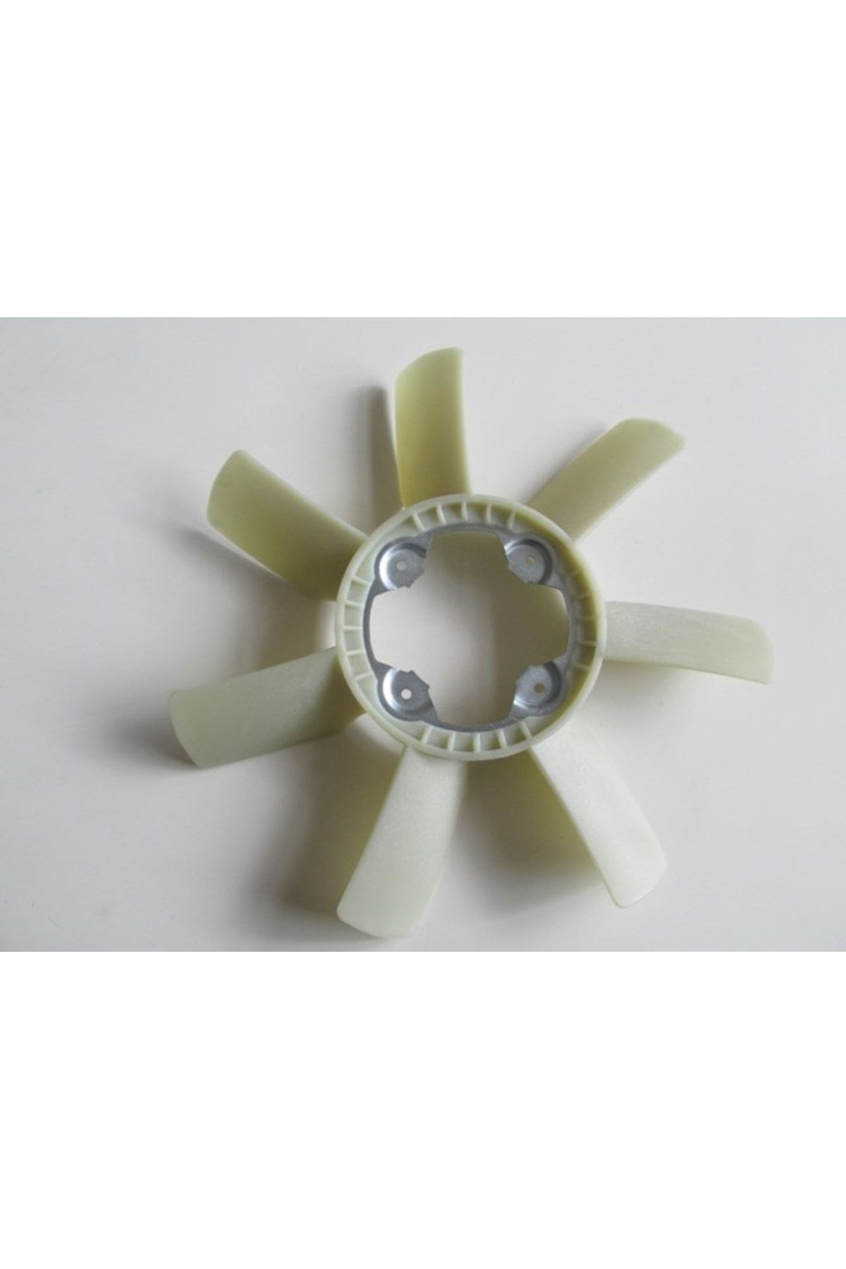 NISSAN PICK UP- NAVARA- 06/14; FAN KANADI 7 KANAT
