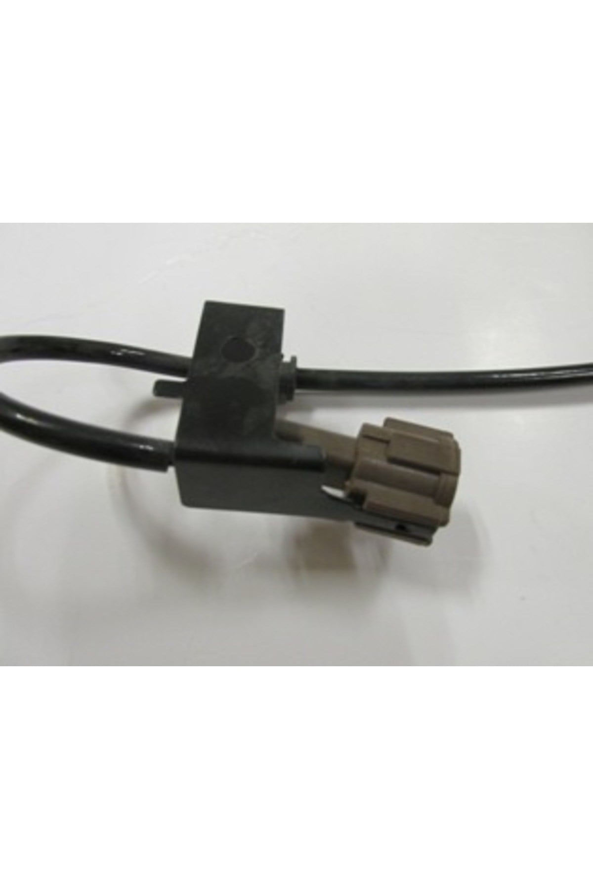 Nissan Primera- P11- 00/02; ABS Sensör Kablosu Arka Sol (Kahverengi Fişli) (SH) 47900-3J310
