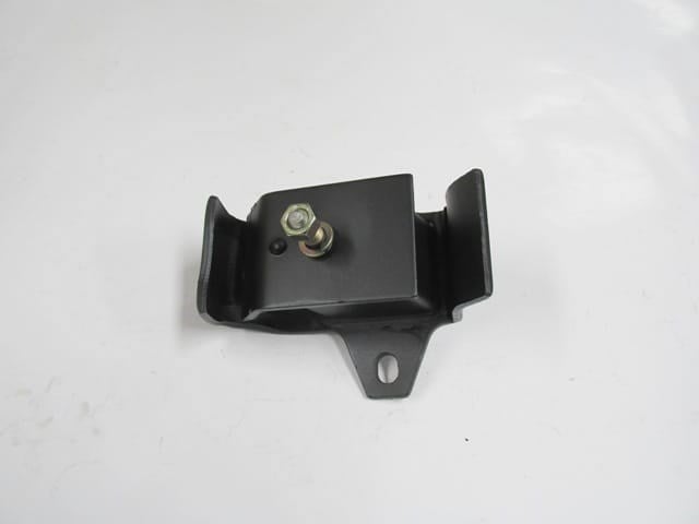 Nissan Skystar Pick Up D22 97/02 Ön Motor Takozu (Mıtoyo)