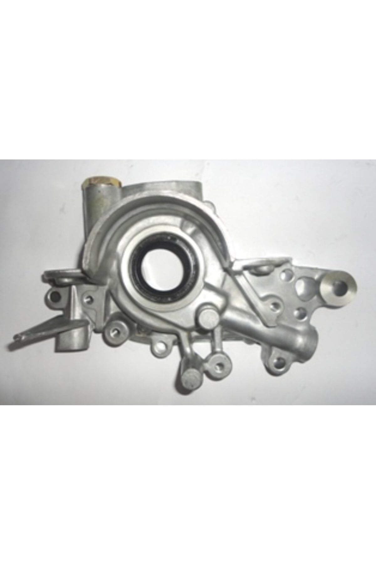 Nissan Sunny- B11 CD17- 87/88; Yağ Pompası Dizel (Ysk) 15010-16A12