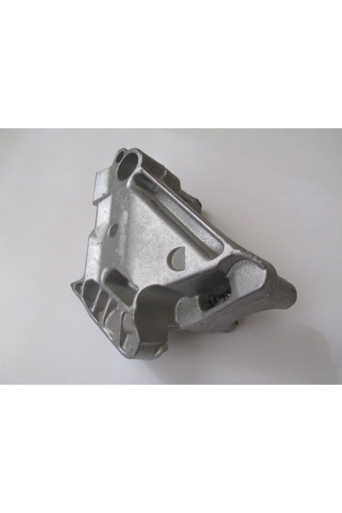 OEM NO 04L199207 UYUMLU SEAT LEON 13/20 MOTOR BAĞLANTI BRAKETİ 2.0 TDI (TAKOZ) (ALÜMİNYUM)