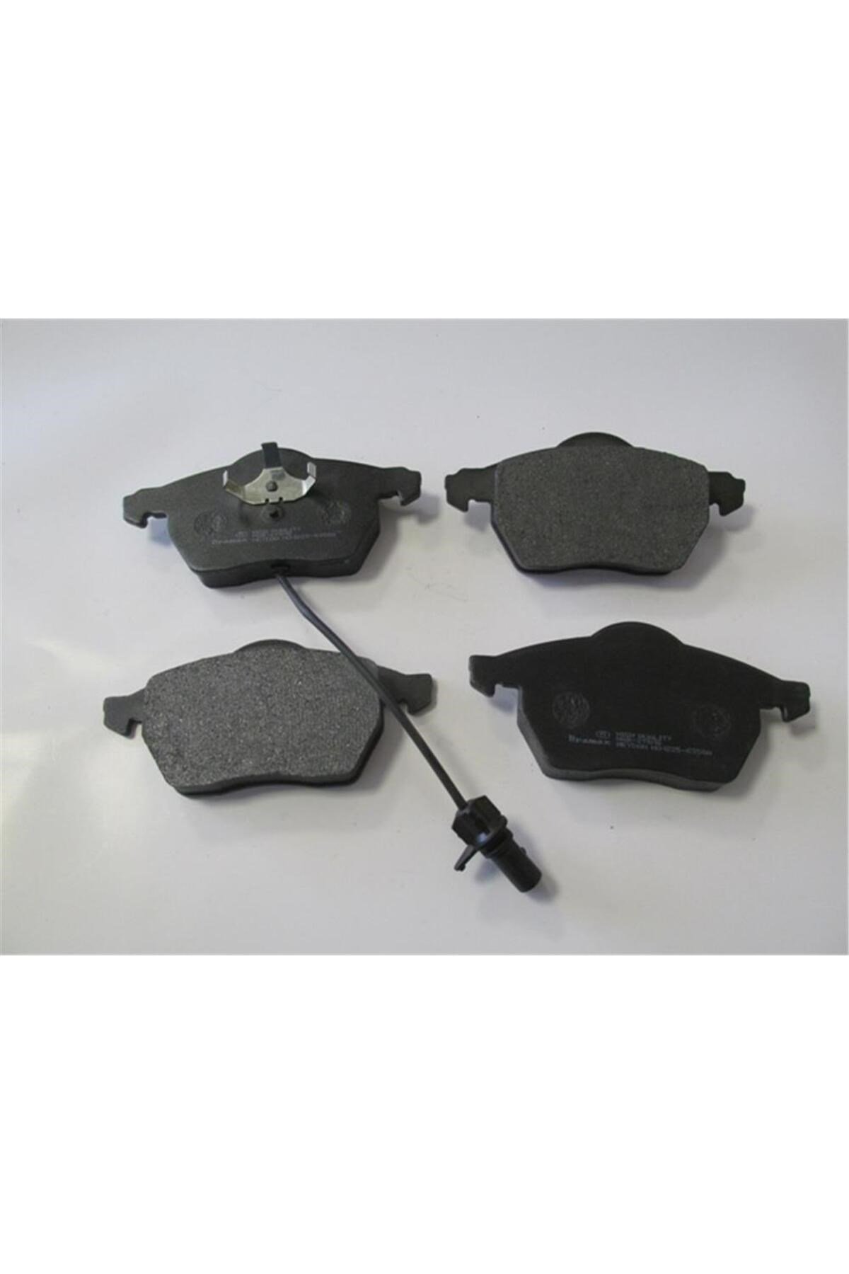 OEM NO 1133046 UYUMLU AUDI A4 02/05 ÖN FREN BALATASI 1,6/1,8T/2,4/2,8(1KABLOLU)(DİSK)(156,4X73,8X19,