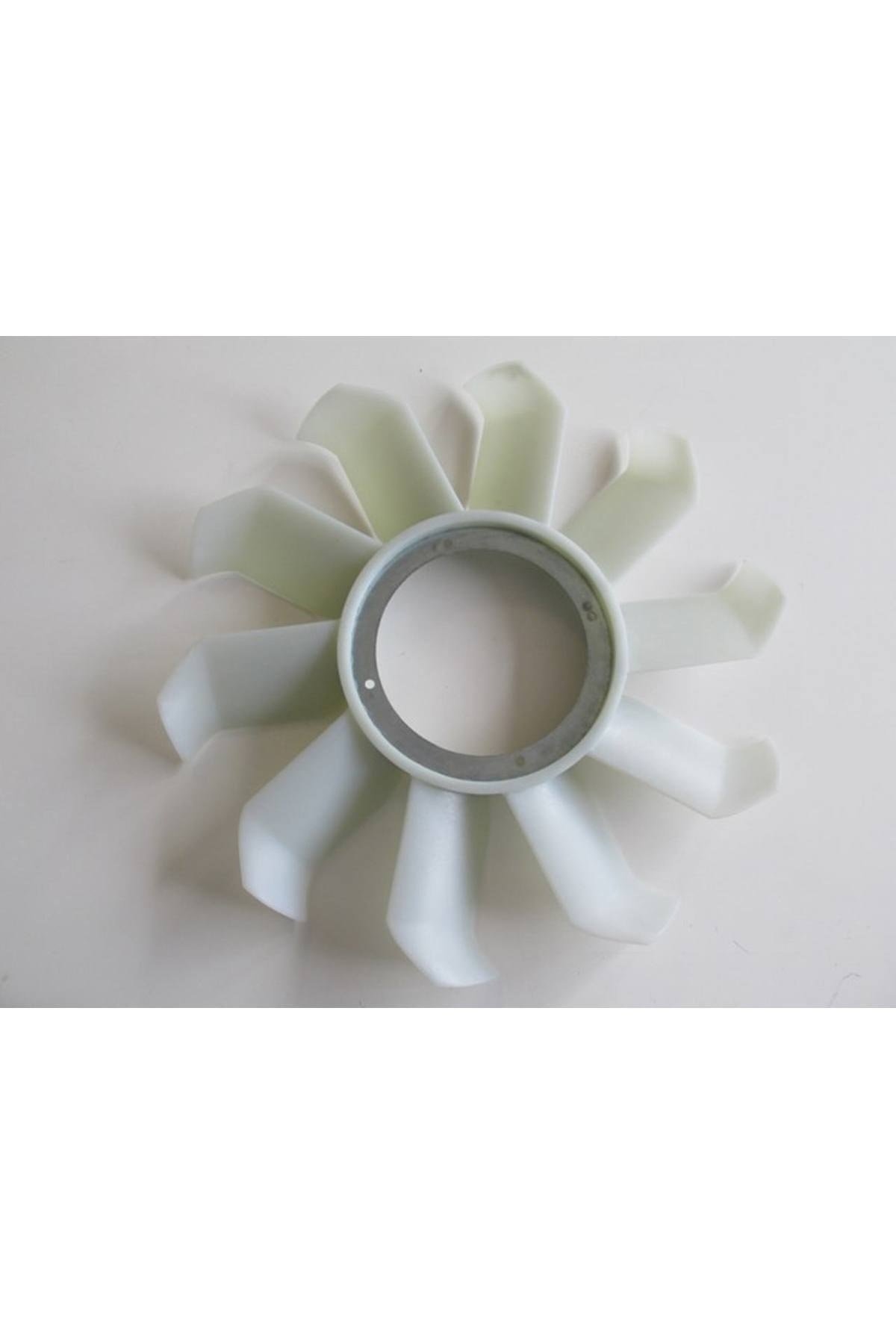 OEM NO 8-97944-150-0 UYUMLU ISUZU D MAX PICK UP 07/12 RADYATÖR FAN KANADI