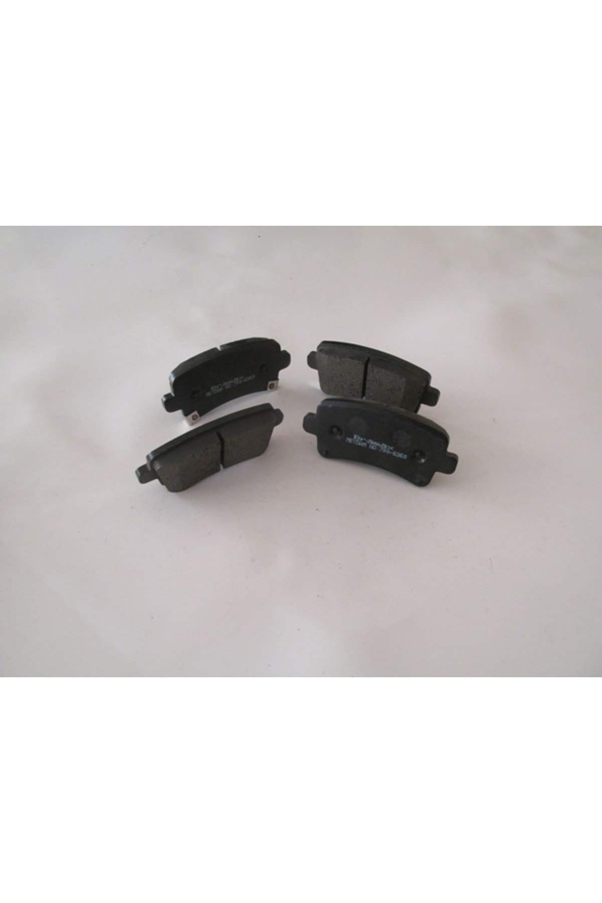 Opel Insignia- 09/17; Arka Fren Balatası 1,4/1,6/1,8/2,0 (Disk)(106,4x47,4x17,3)(Bramax) 13237766