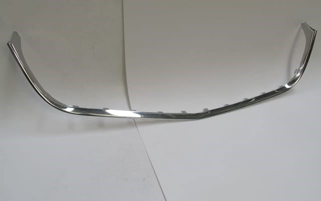 Opel Vectra 06/09 Ön Panjur Çerçevesi Nikelajı (Tyg)