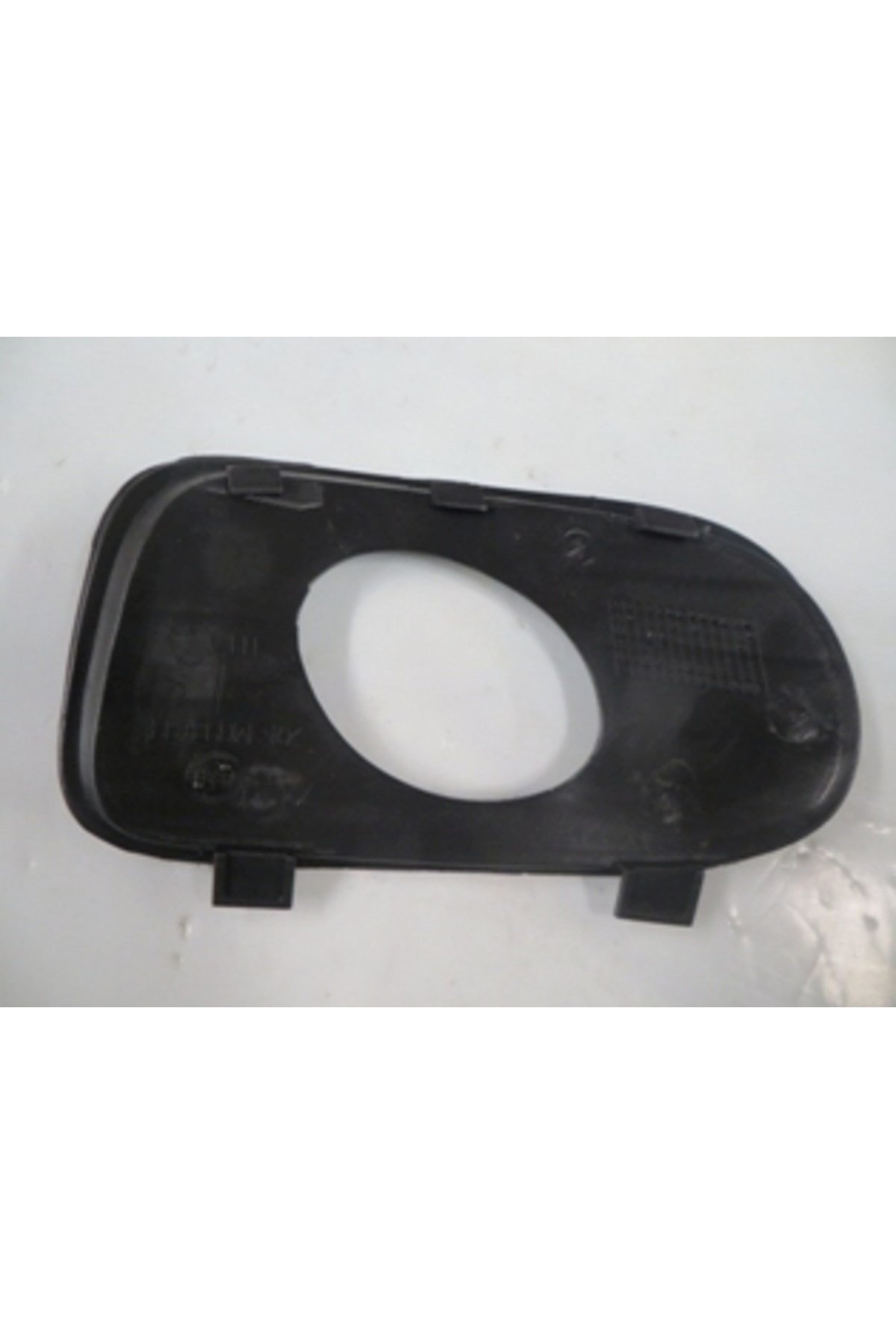 Opel Vectra- B- 99/02; Sis Lamba Kapağı Sağ Sis Delikli 90548326