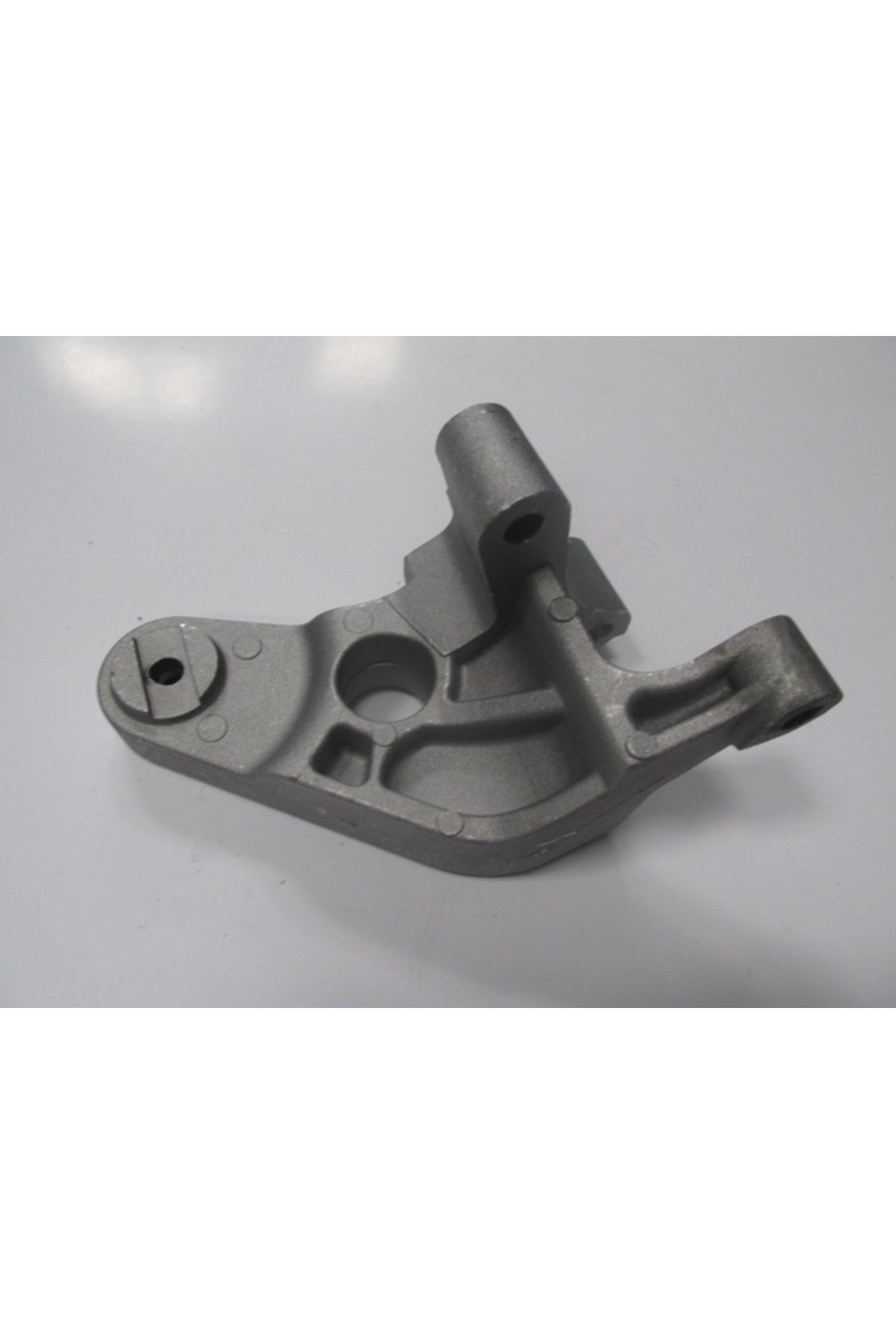 PALIO- 02/05; MOTOR TAKOZU BAĞLANTI KULAĞI 1.3CC