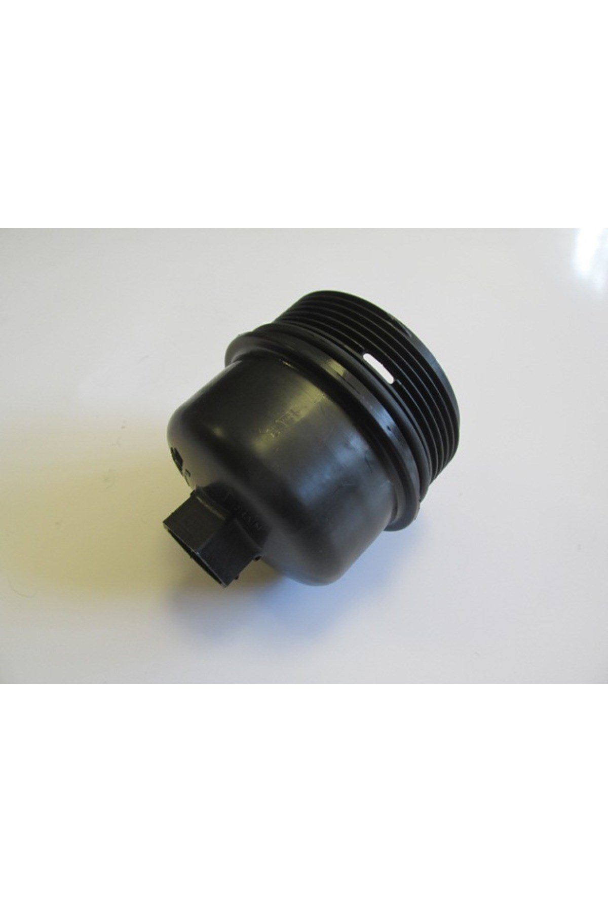 Peugeot 206 Plus- HB- 10/13; Motor Yağ Filtre Kapağı (Plastik) 5650505