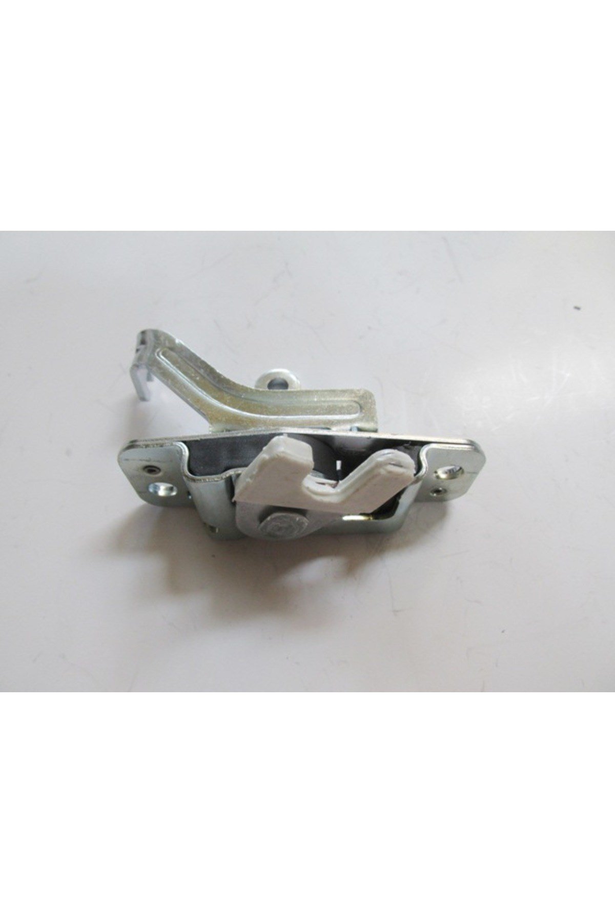 Peugeot Boxer- 07/13; Sürgülü Kapı Kilit Üst Bağlantı Karşılığı Sağ