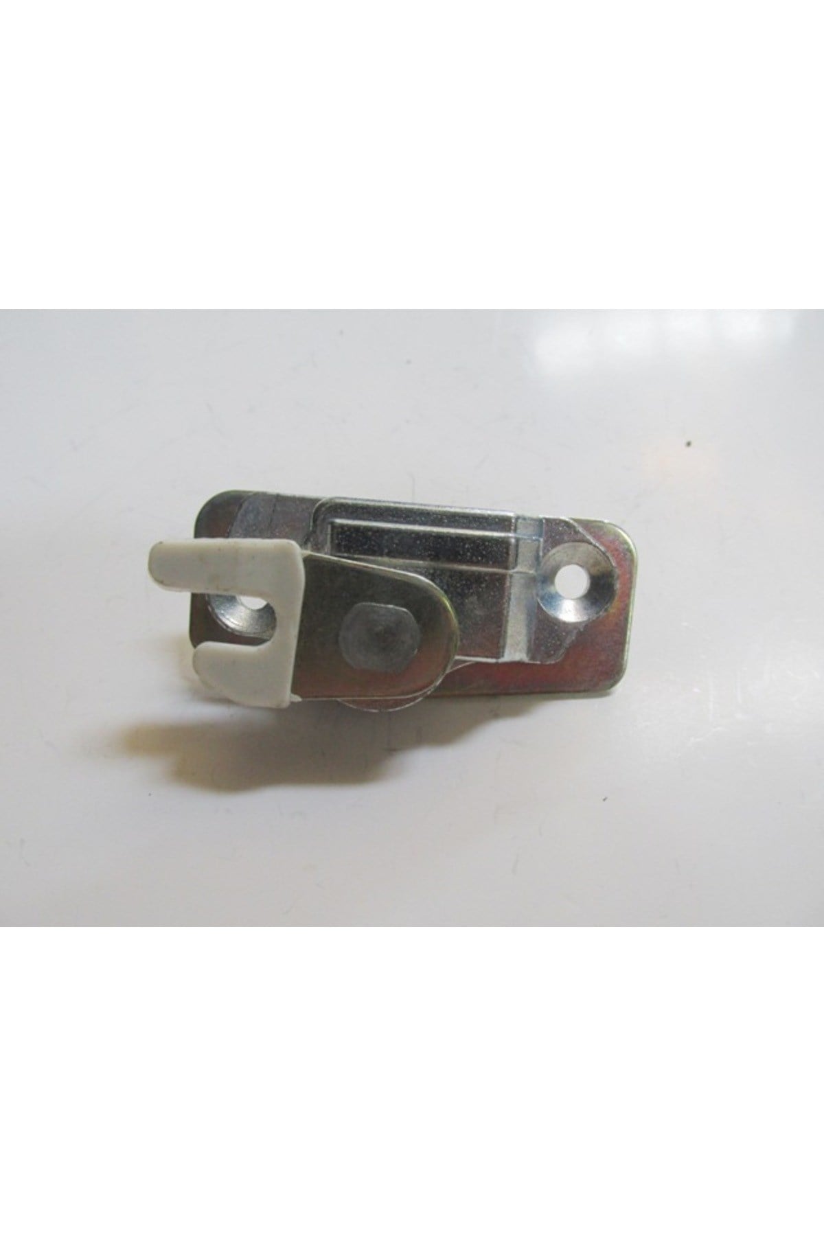 Peugeot Boxer 94/02 Sürgülü Kapı Kilit Üst Bağlantı Karşılığı Sağ