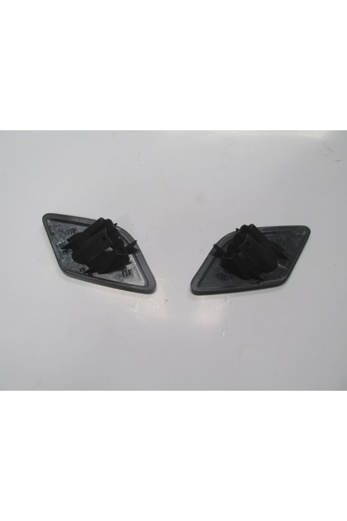 Renault Megane 3 Hb Far Yıkama Fıskiye Kapağı Sağ Sol Set 2 Parça Oem No 286020441R 2012 2013